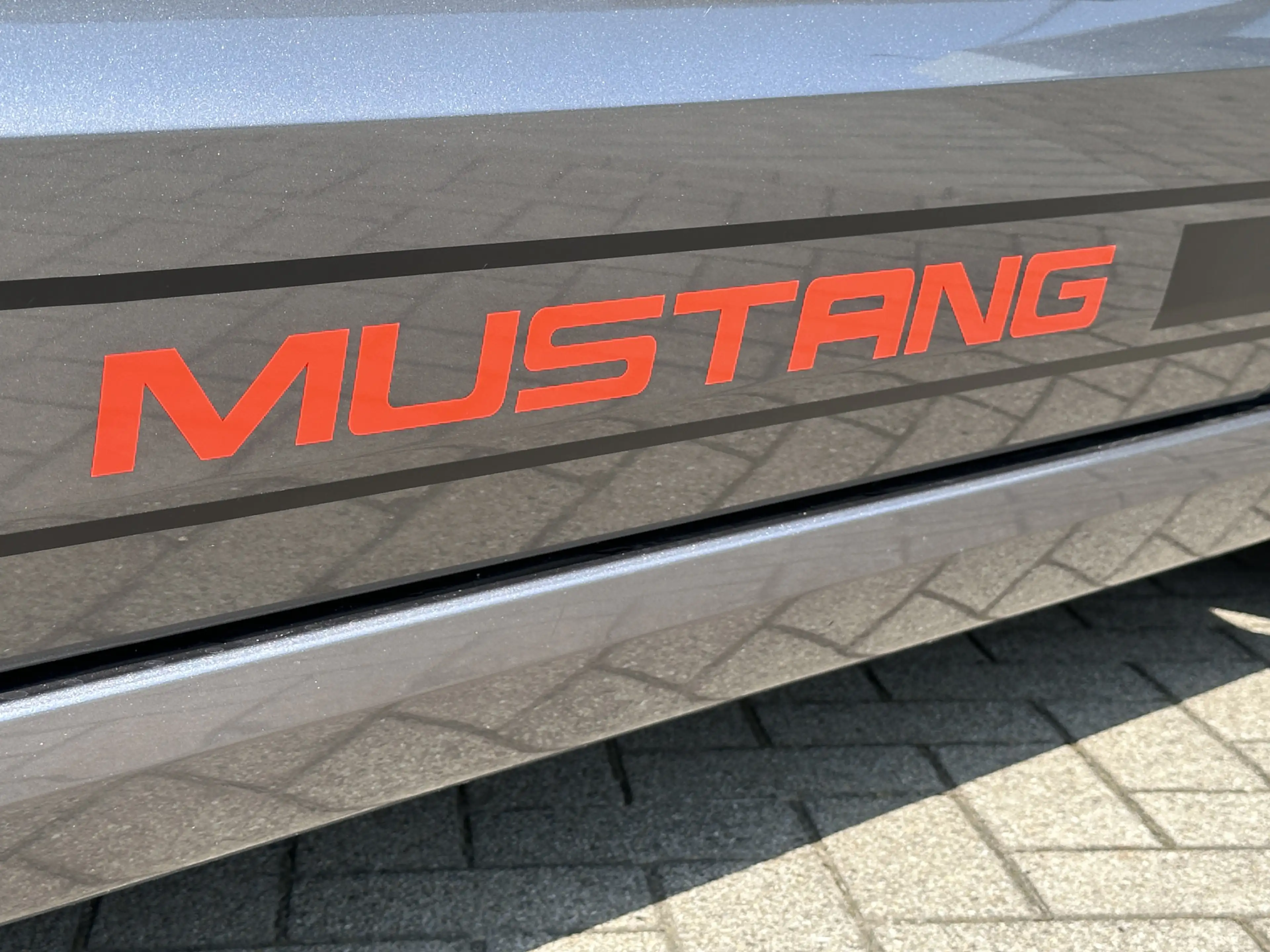 Ford Mustang USA 3.7 V6 — photo 7