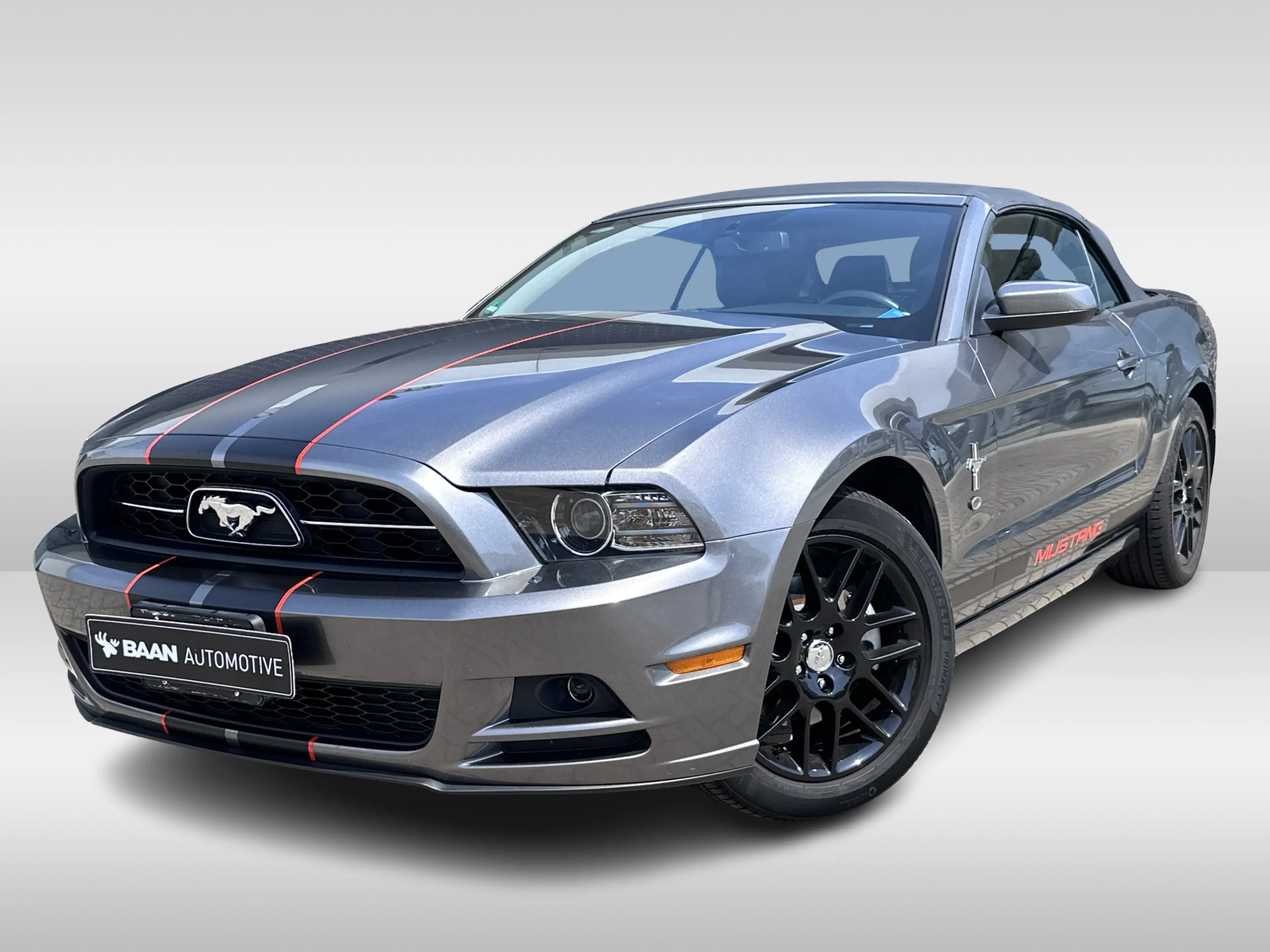 Ford Mustang USA 3.7 V6 — photo 4