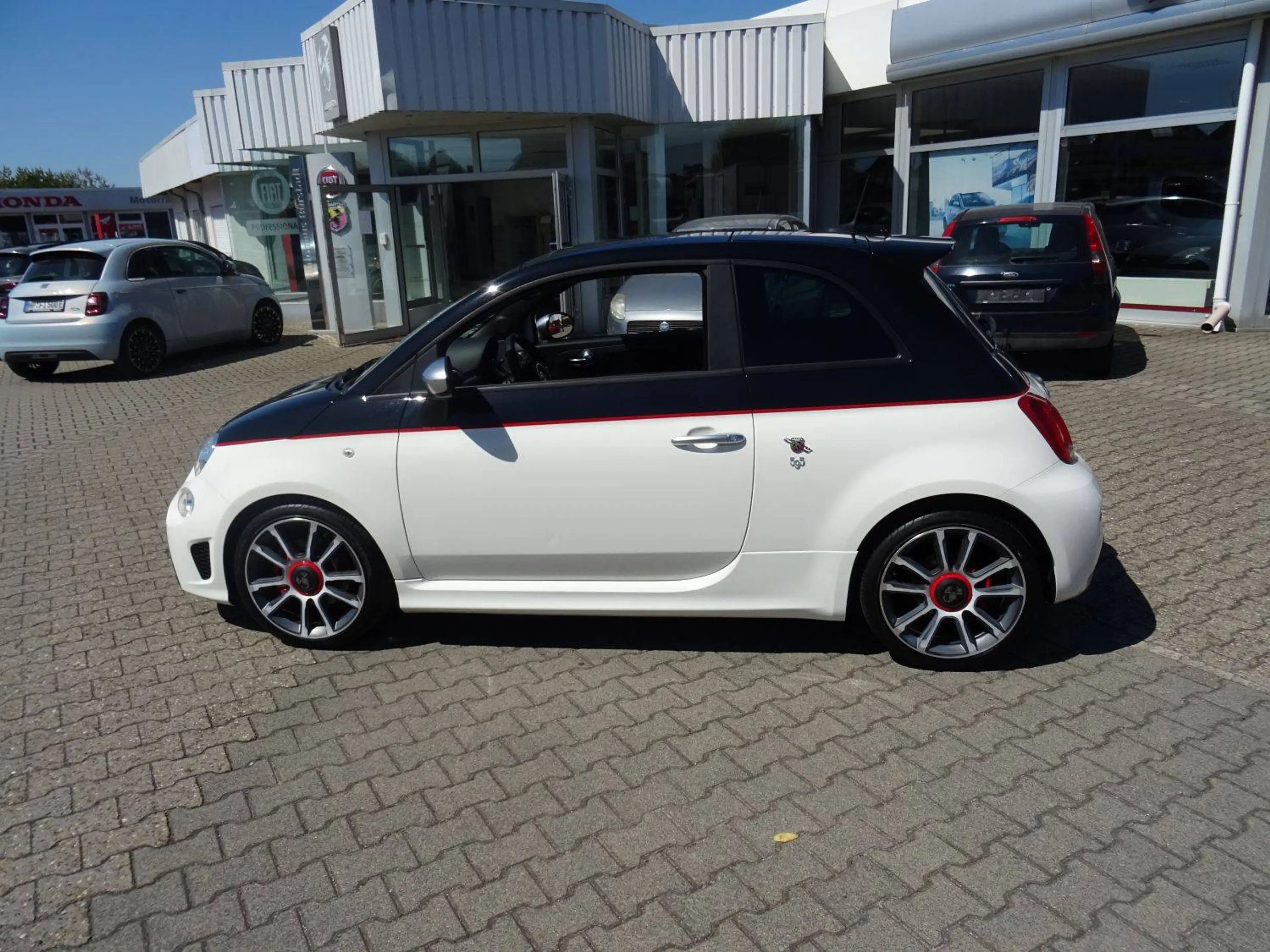 Abarth 500 595 Turismo — photo 5