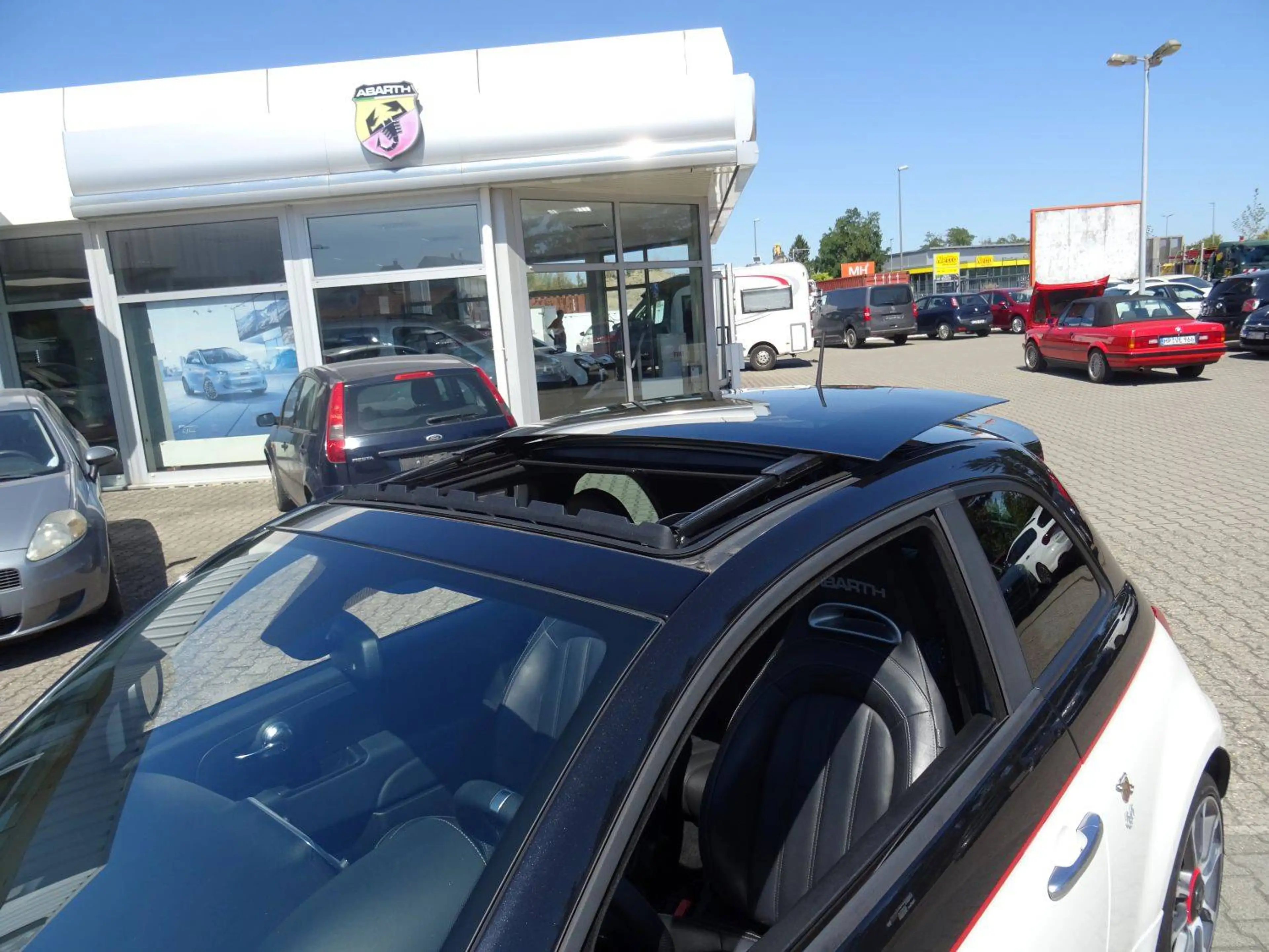 Abarth 500 595 Turismo — photo 14