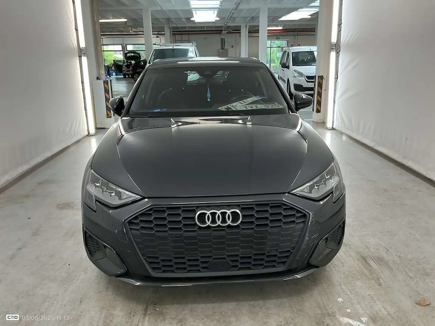 Audi A3 30TDi SportBack **CARPLAY-CRUISE-NAVI-LED** Gris - 2