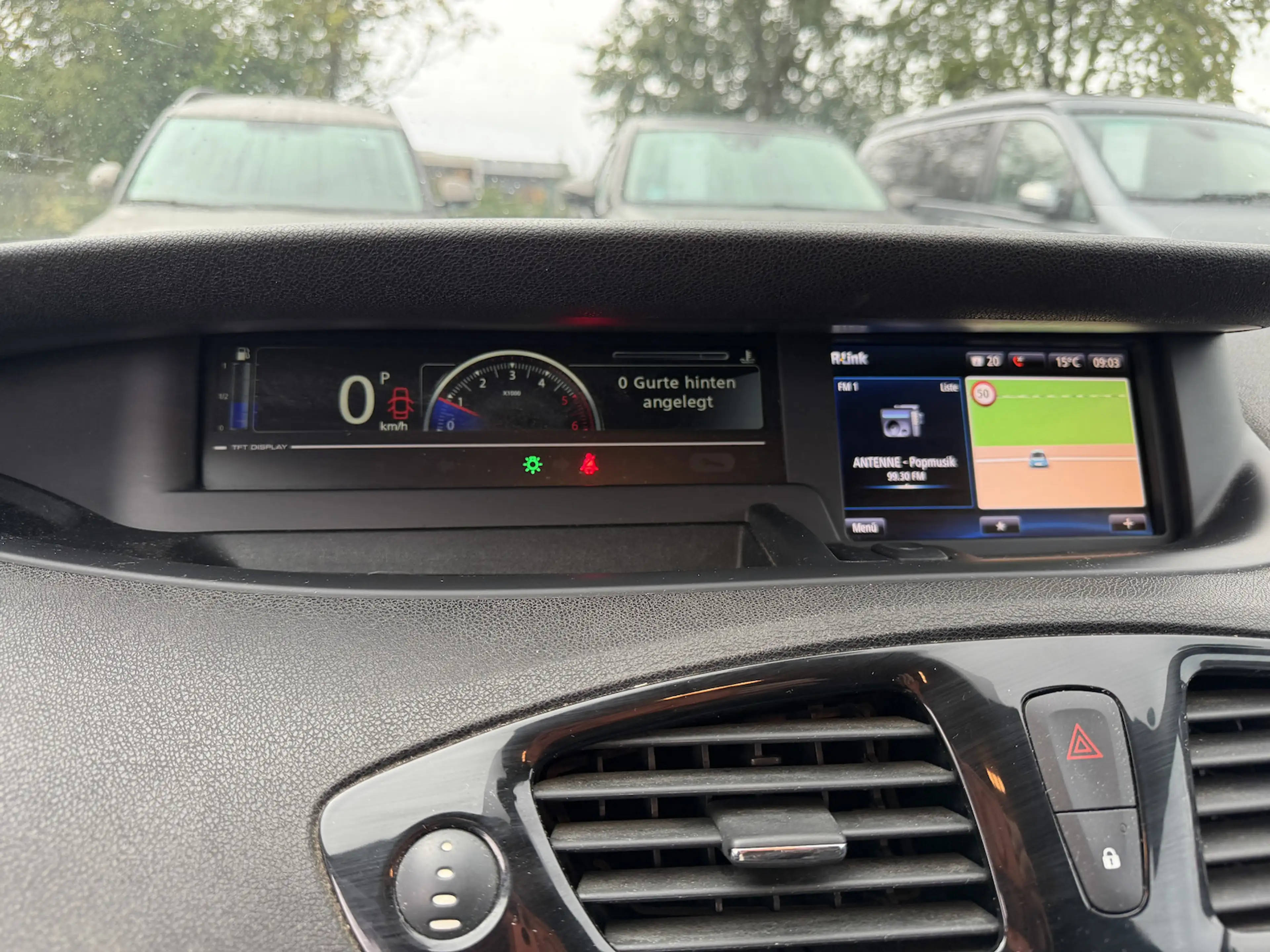 Renault Scenic BOSE Edition Aut.Navi PDC SHZ AHK — photo 11