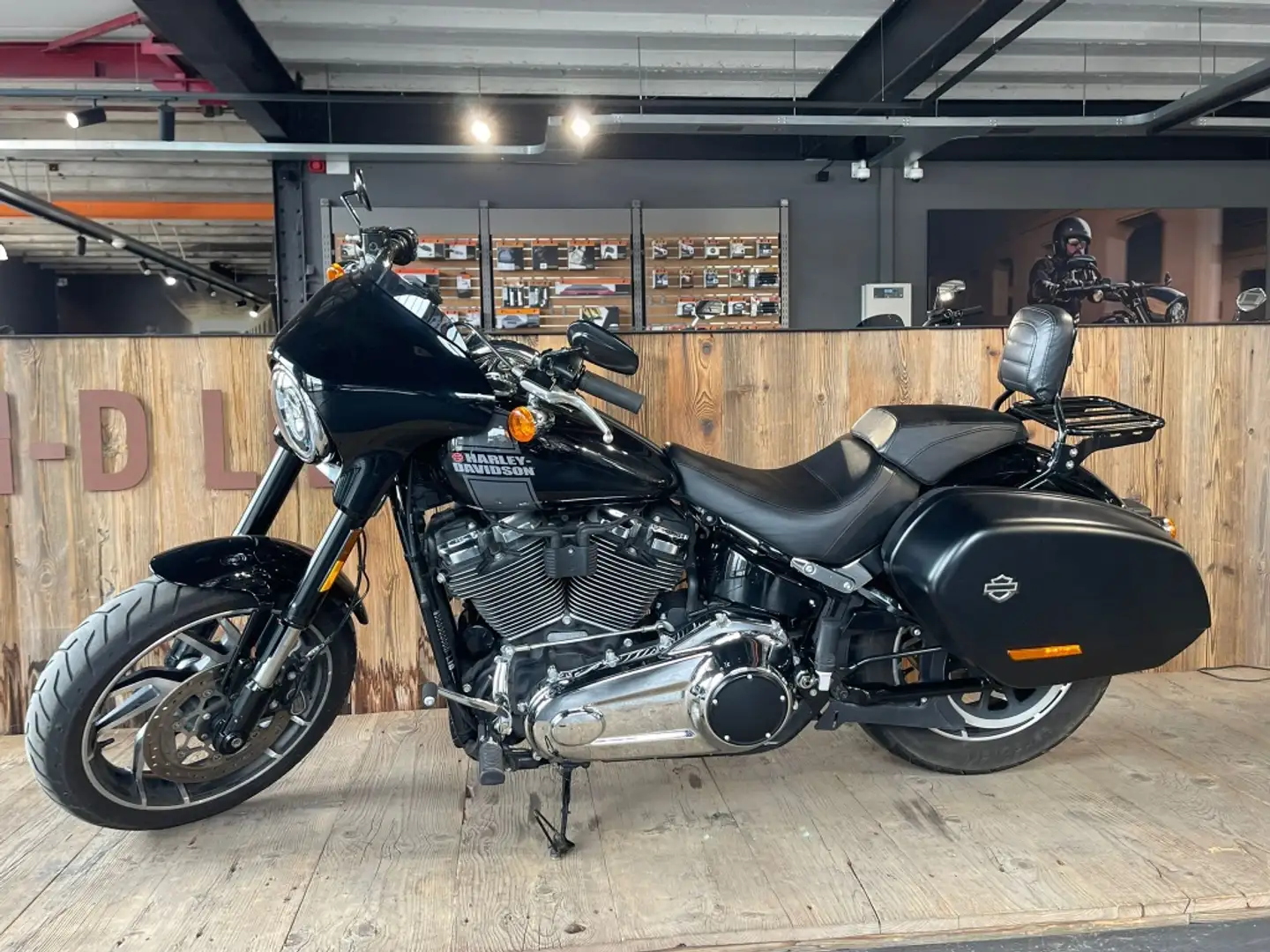 Harley-Davidson Sport Glide SOFTAIL Noir - 2