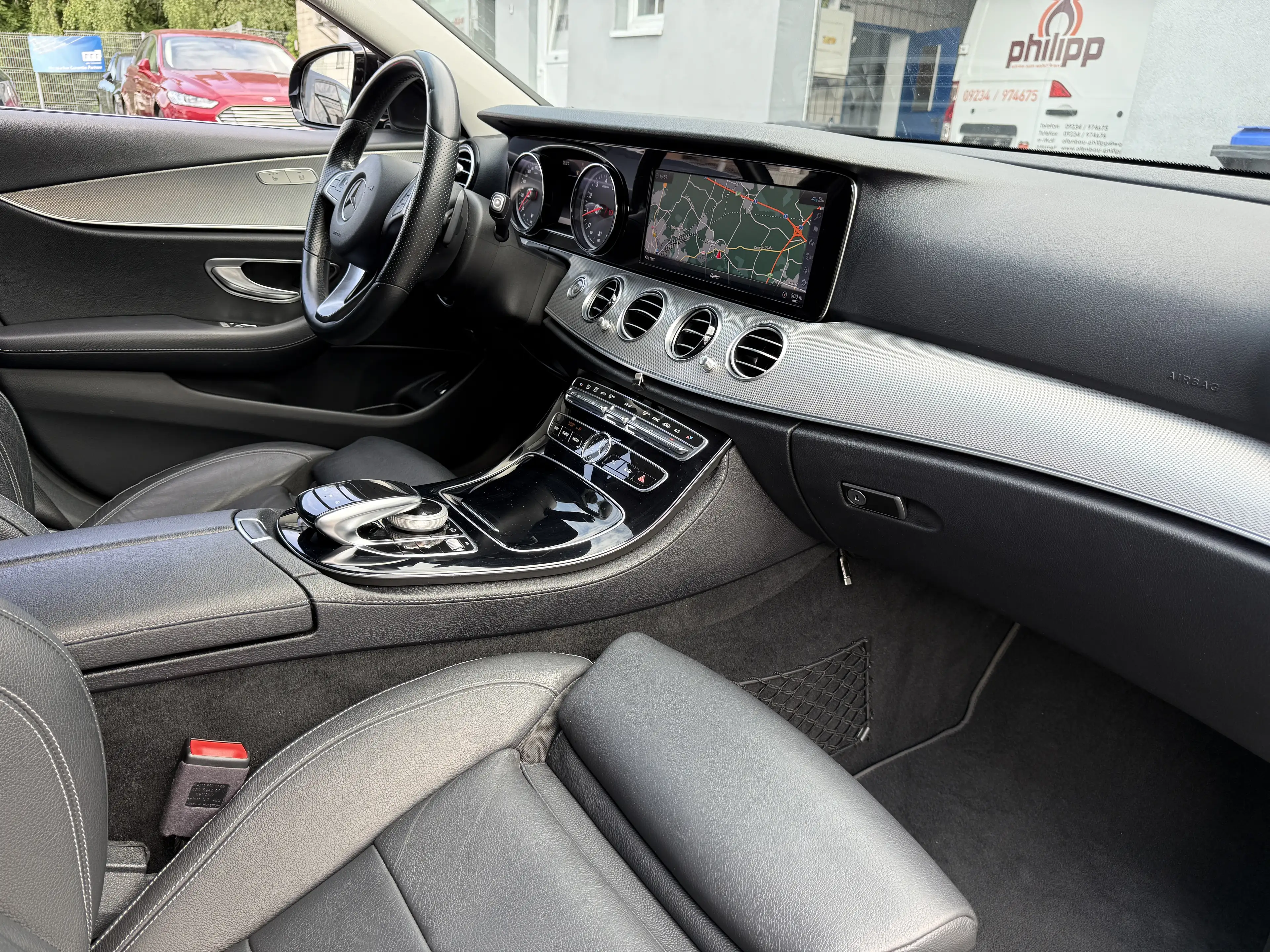 Mercedes-Benz E 250 E 250 T AVANTGARDE VOLL AUSSTATTUNG SCHECKHEFT — photo 10