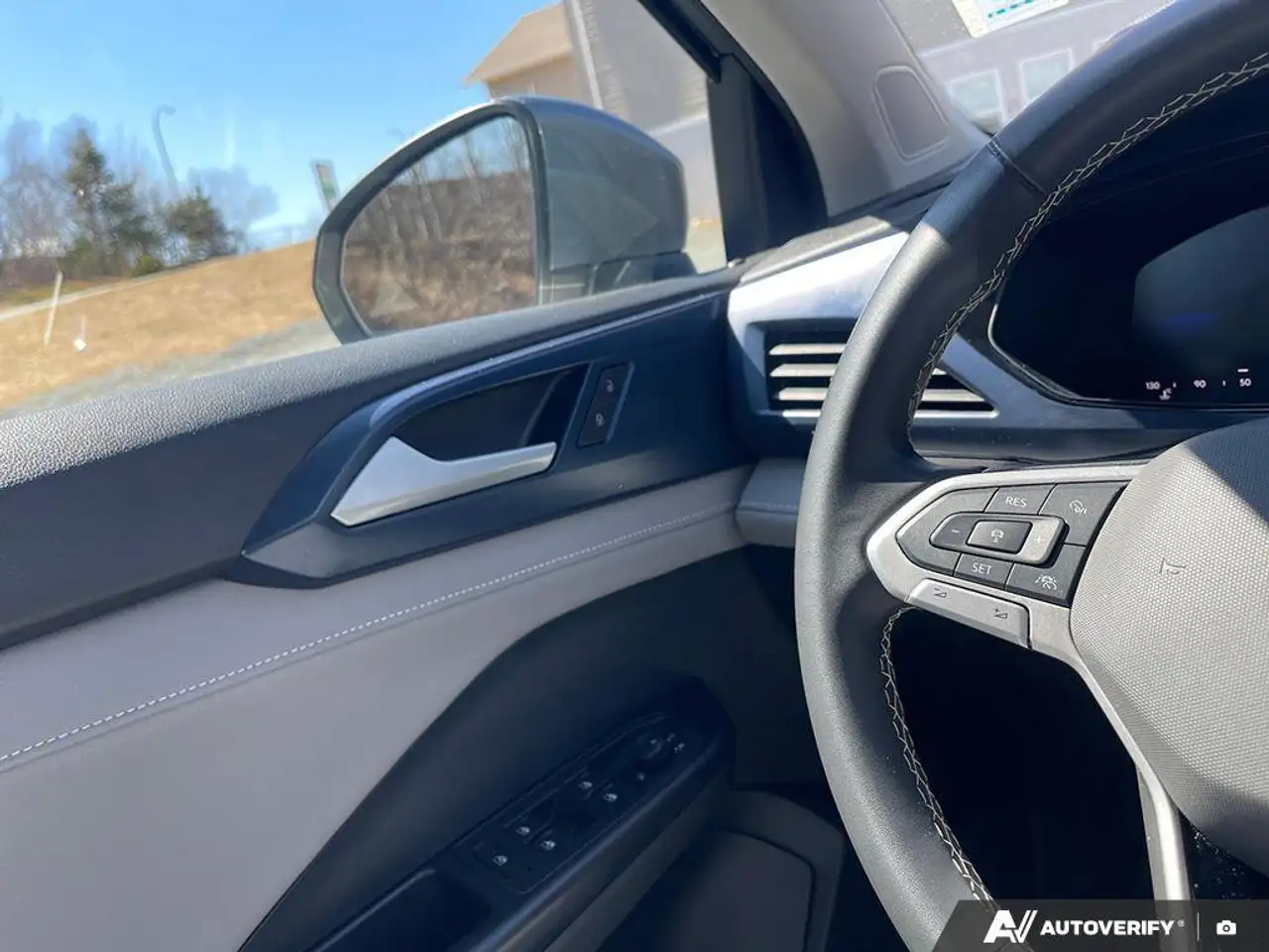 Volkswagen Taos снимка Volkswagen Taos