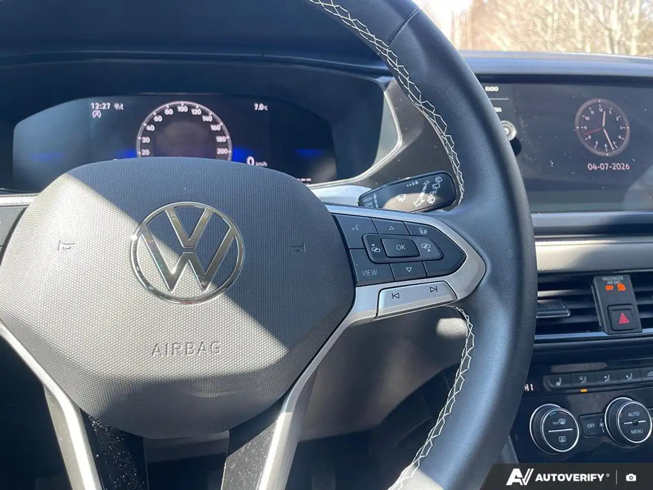Volkswagen Taos снимка Volkswagen Taos