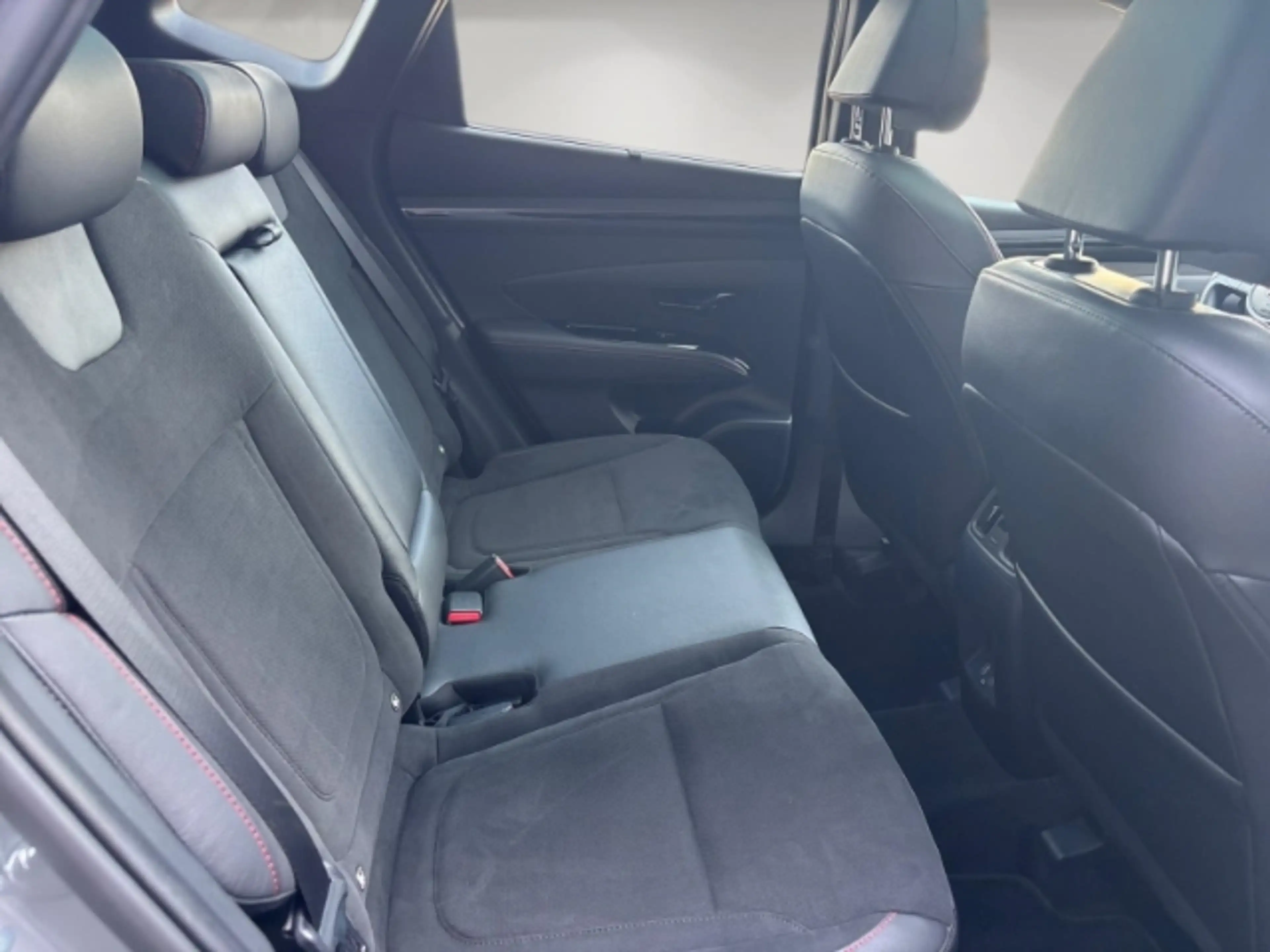 Hyundai TUCSON Line Mild-Hybrid 1.6 T-GDI 4WD El. Panodach Navi D — photo 14
