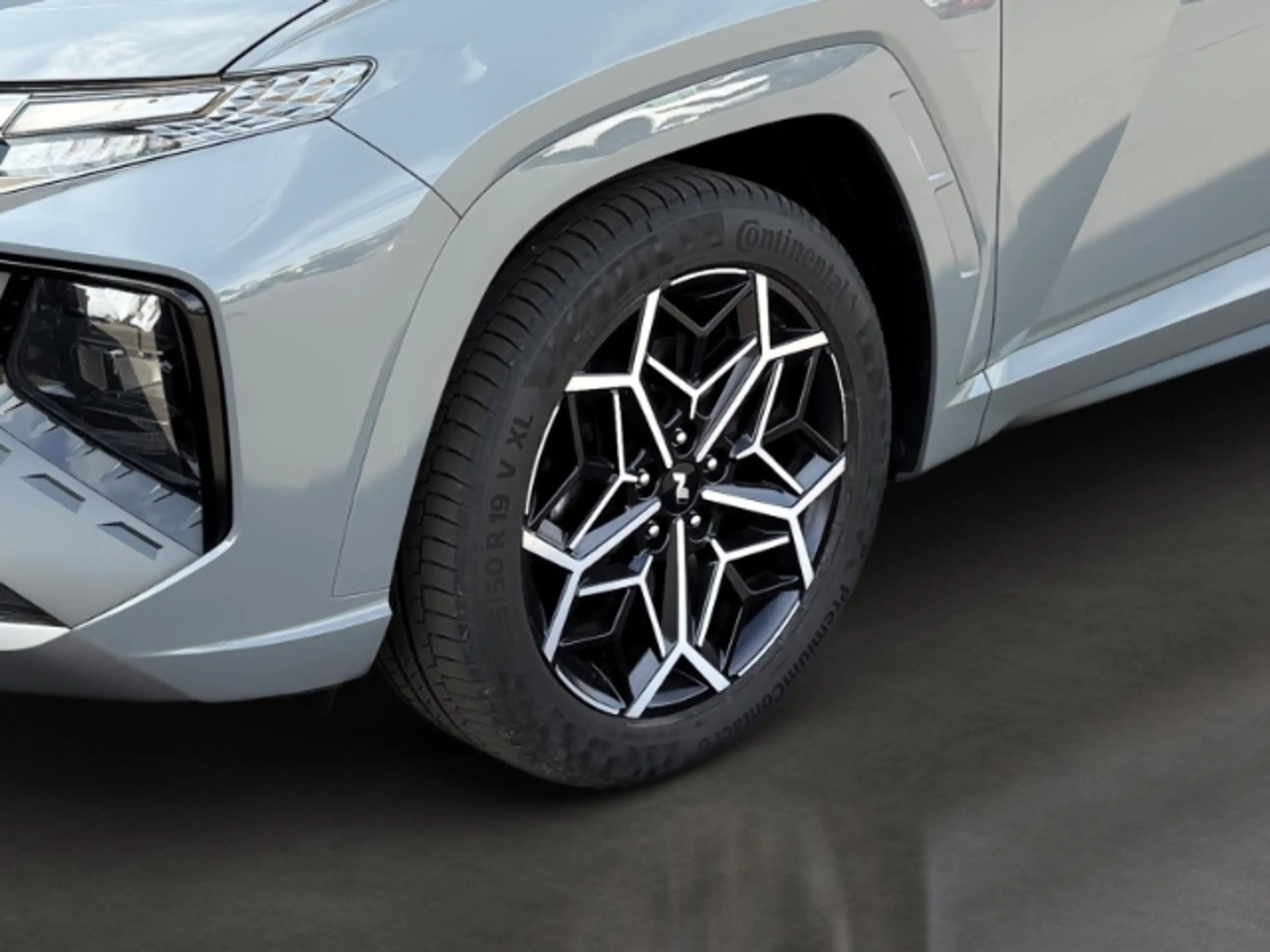 Hyundai TUCSON Line Mild-Hybrid 1.6 T-GDI 4WD El. Panodach Navi D — photo 7