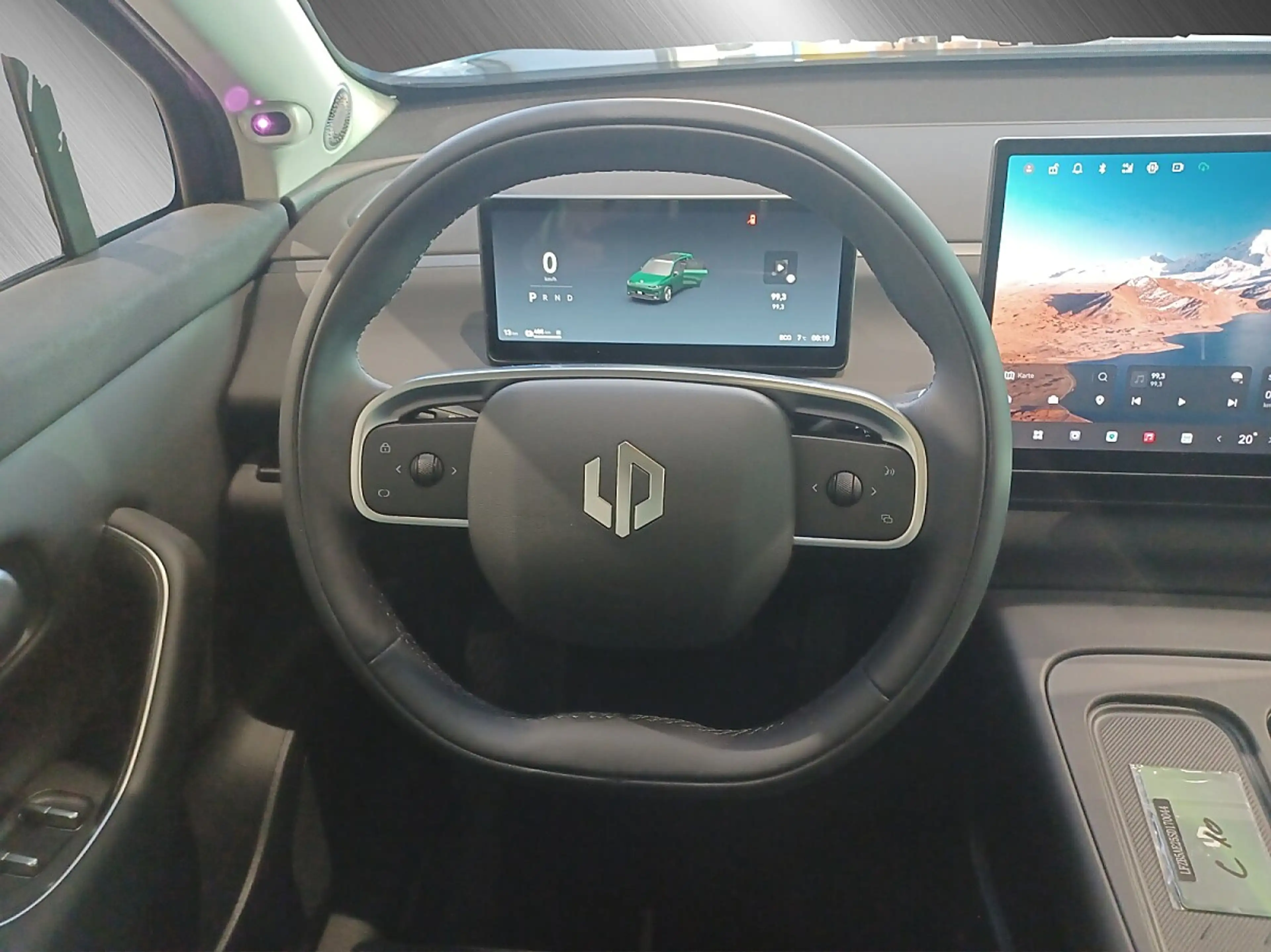 Leapmotor C10 Elektro AWD 81,9kWh Design ProMax — photo 8