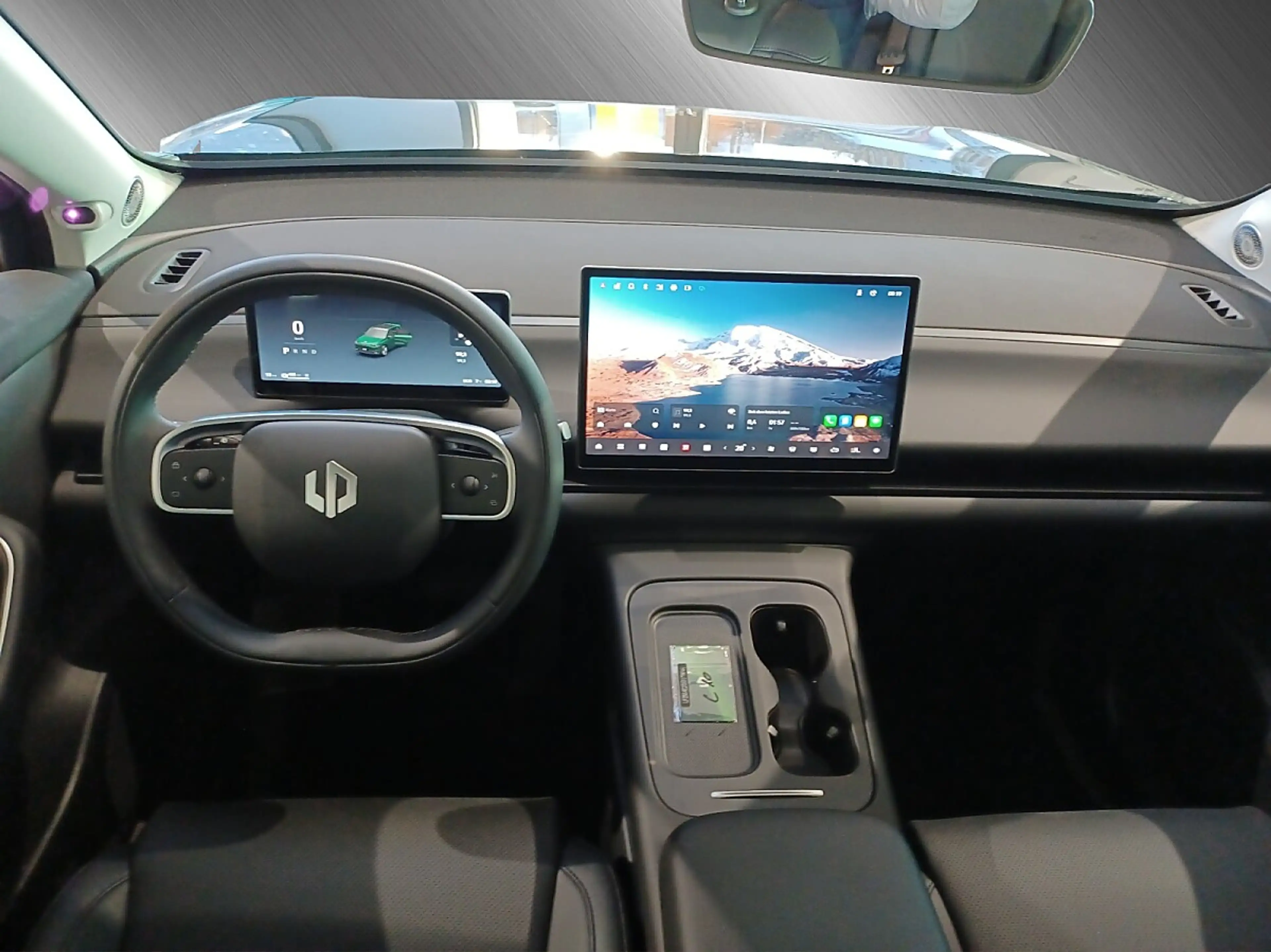 Leapmotor C10 Elektro AWD 81,9kWh Design ProMax — photo 10