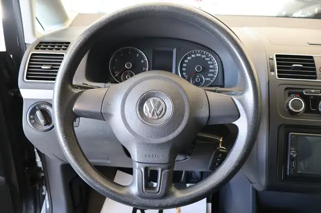 Volkswagen Touran view 15