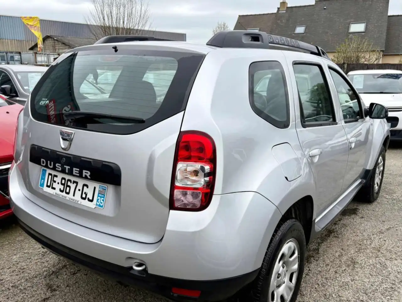 Dacia Duster — photo 5