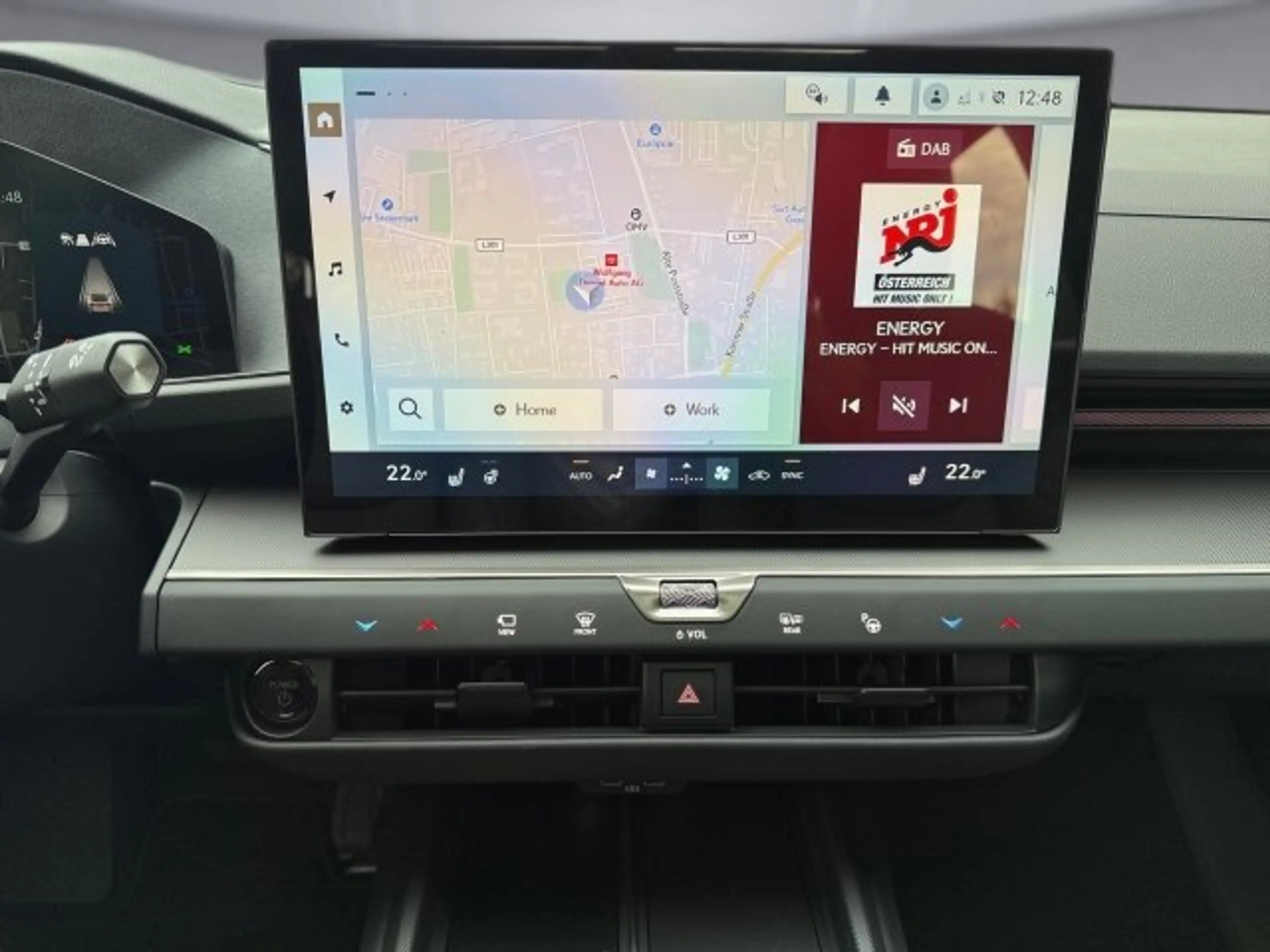 Lexus ES 300 h Executive MY26 — photo 8