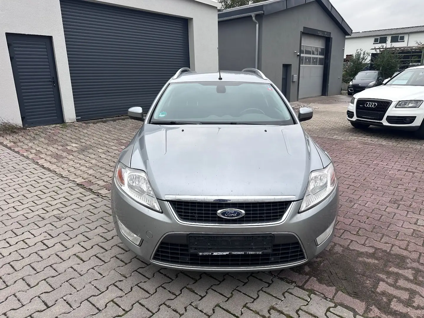 Ford Mondeo 2,0TDCi*UNFALLSCHADEN*FAHRBEREIT* Gris - 2