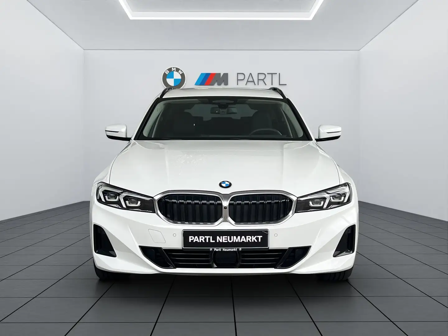 BMW 318 d Touring DA-Prof 360° AHK Keyless Weiß - 2