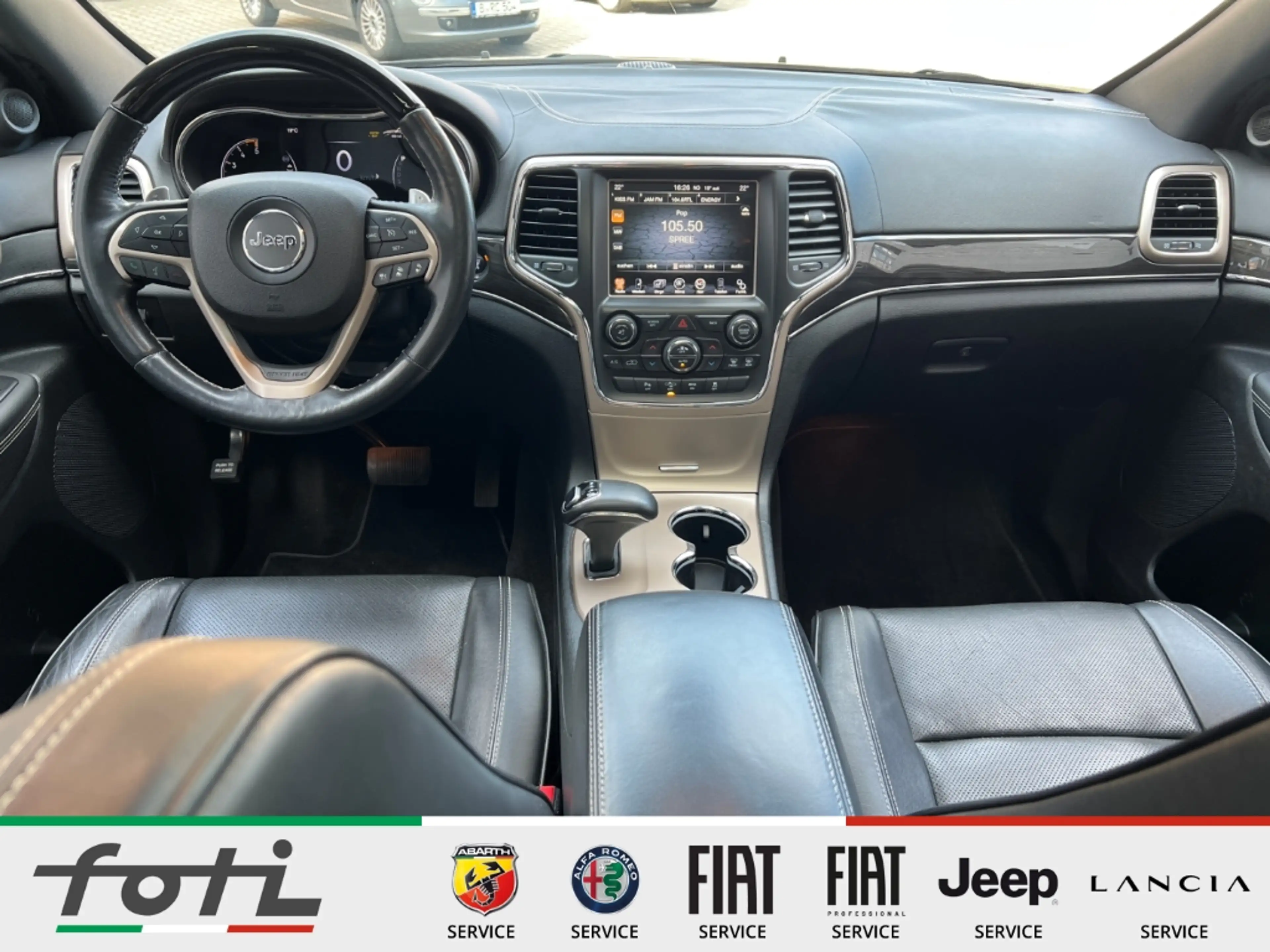 Jeep Grand Cherokee 3.0 CRD Overland Allrad Schiebedach Leder — photo 15