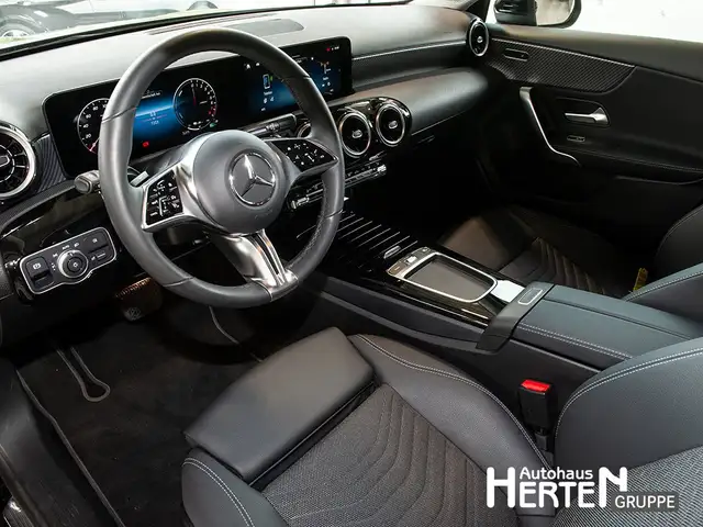 Mercedes-Benz A-Class view 8