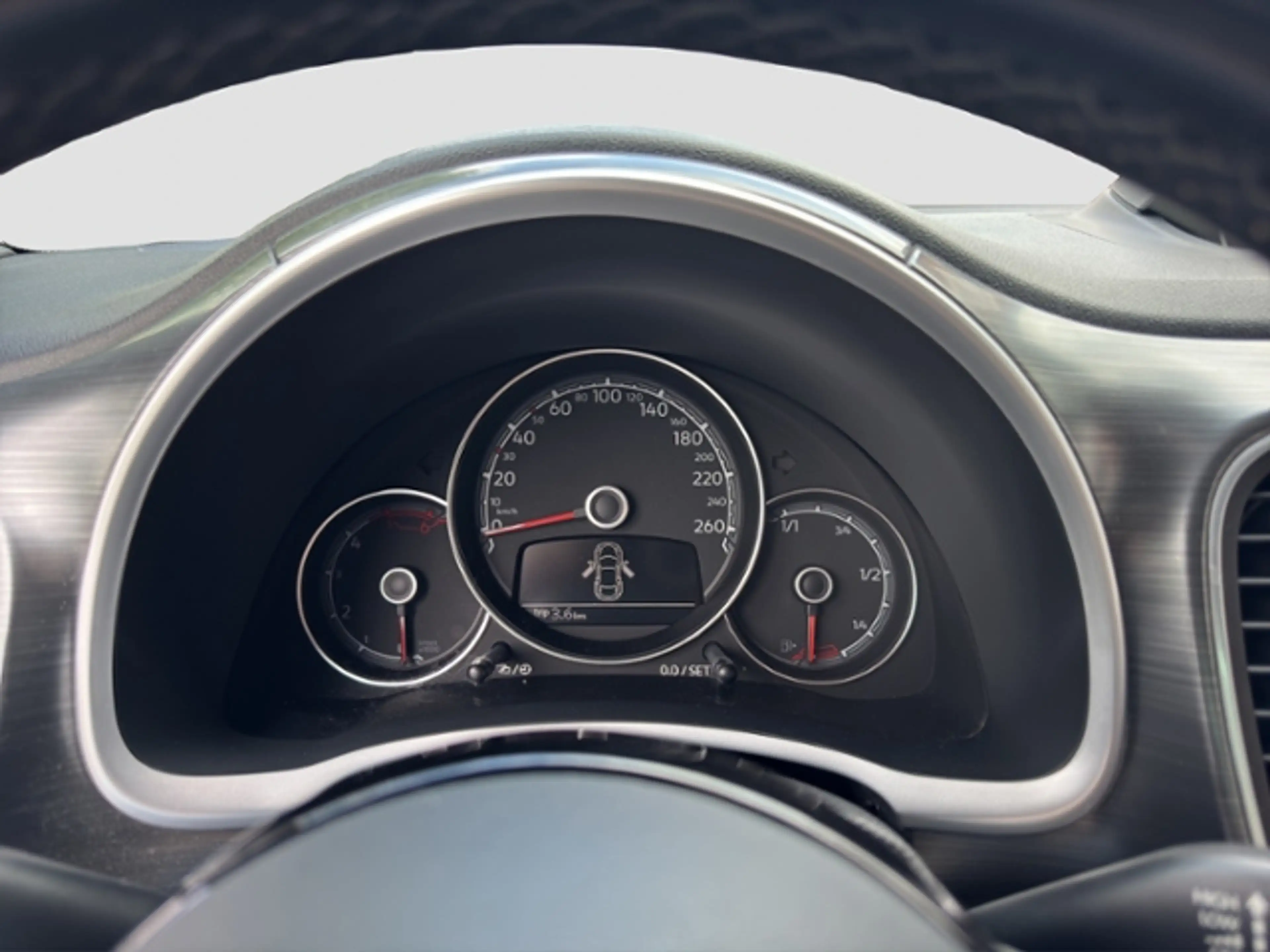 Volkswagen Beetle 2.0 l TDI Allstar Xenon / Pano — photo 15