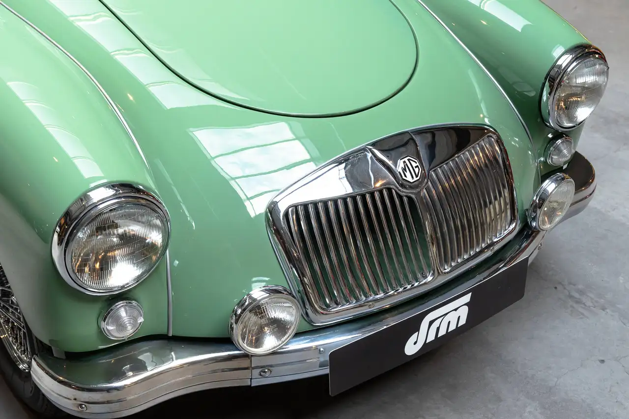 MG MGA 1600 (1800 MGB engine) - Fully restored !, foto 9