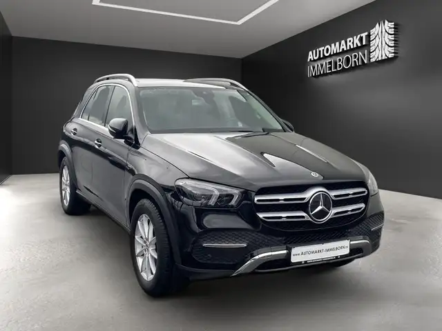Mercedes-Benz Gle view 2