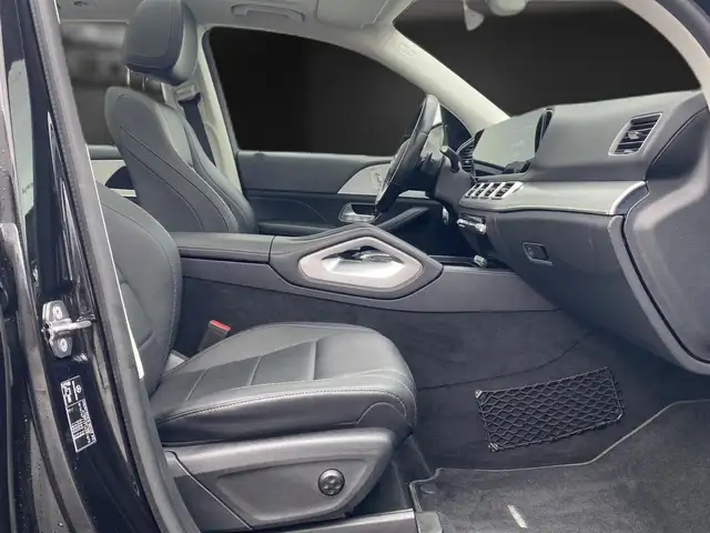 Mercedes-Benz Gle view 15