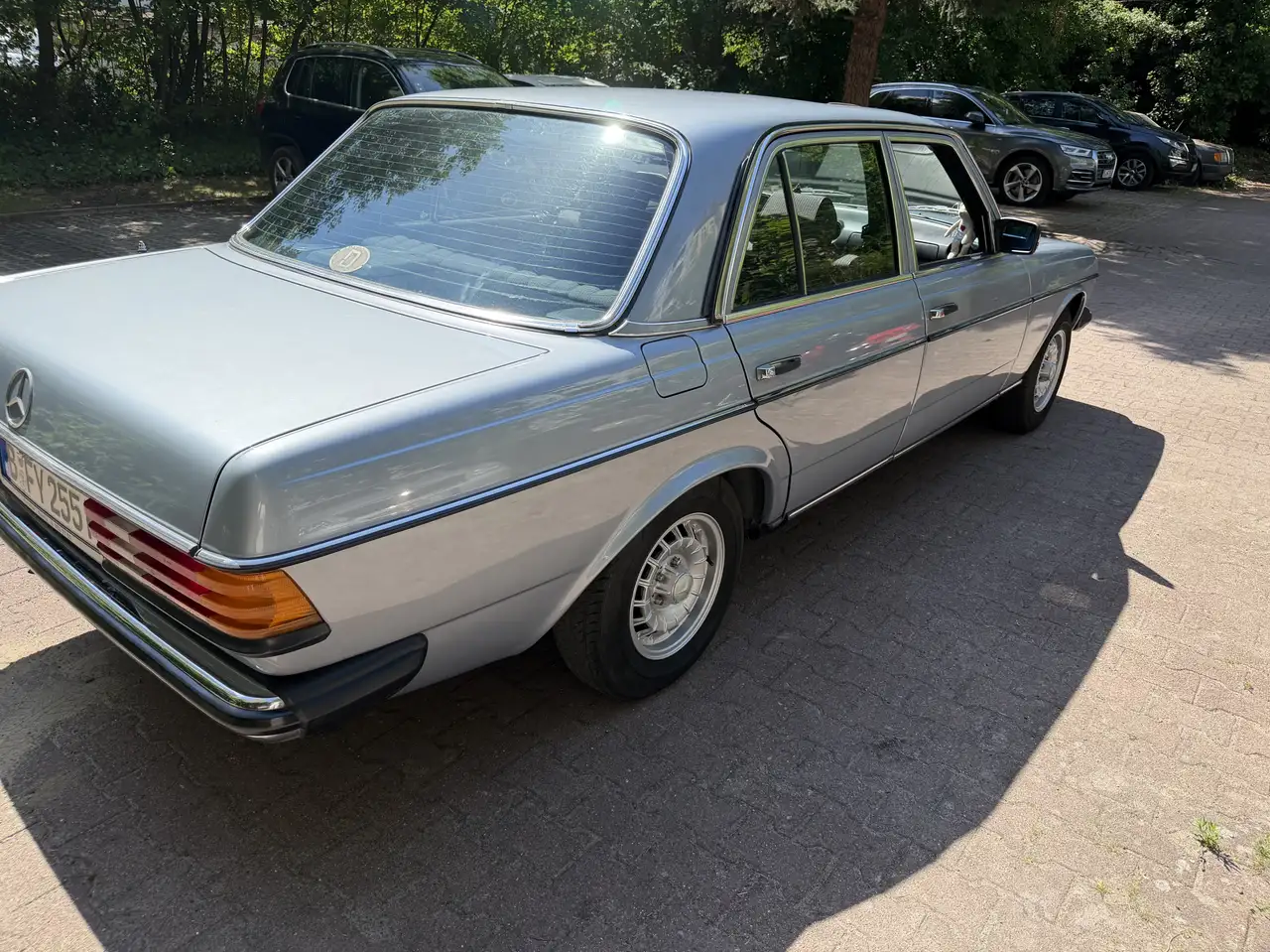 Mercedes-Benz 230, foto 6