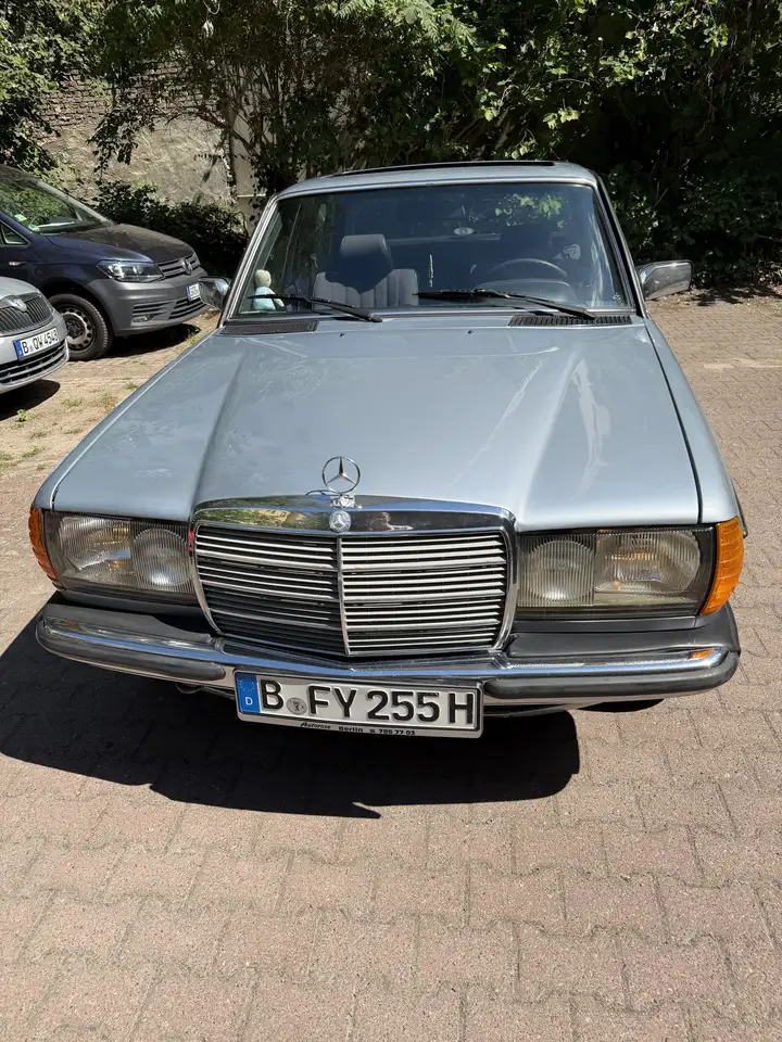 Mercedes-Benz 230, foto 10