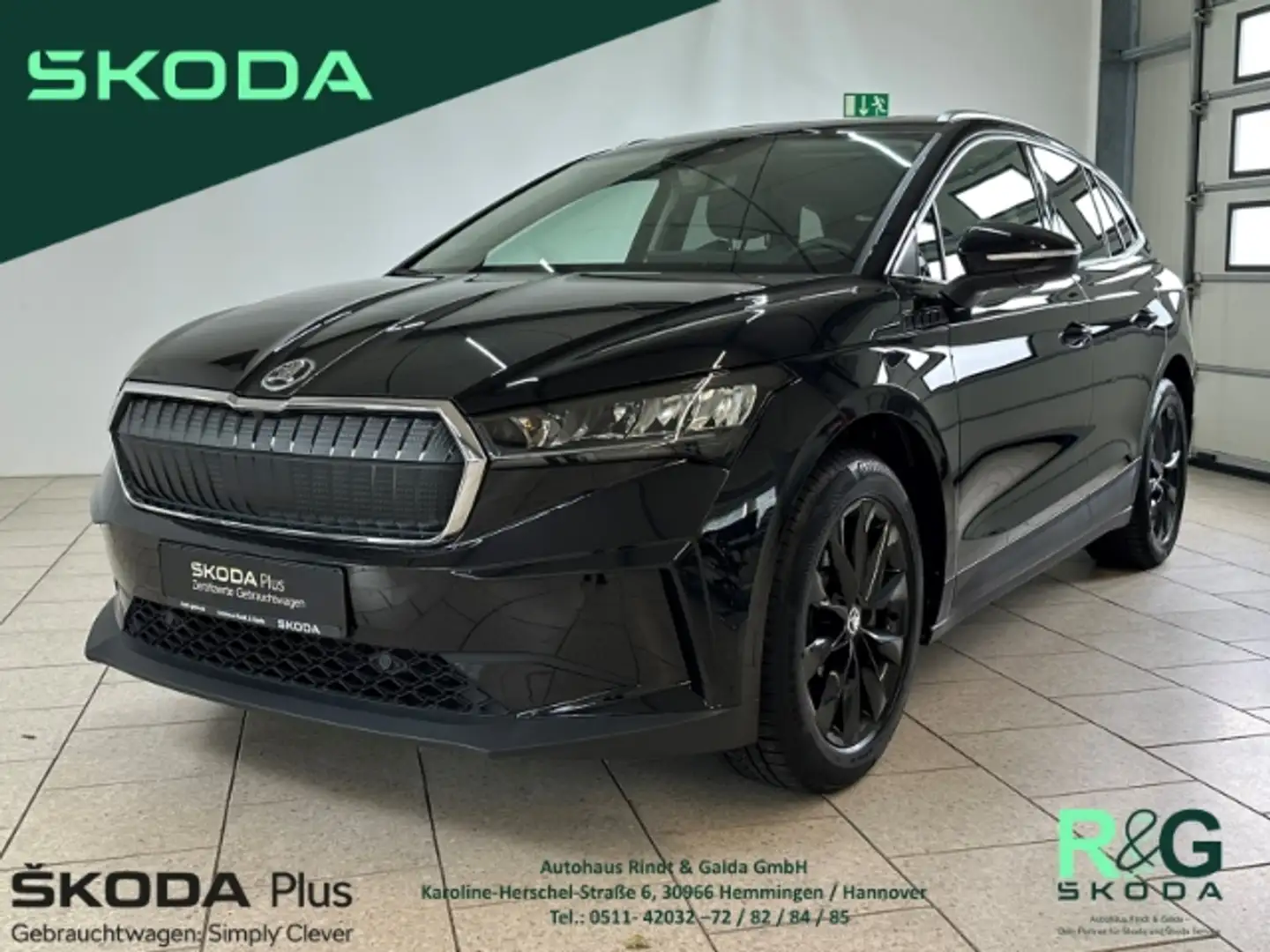 Skoda Enyaq 85 Loft Pano Navi Wärmepumpe ACC LED Schwarz - 1