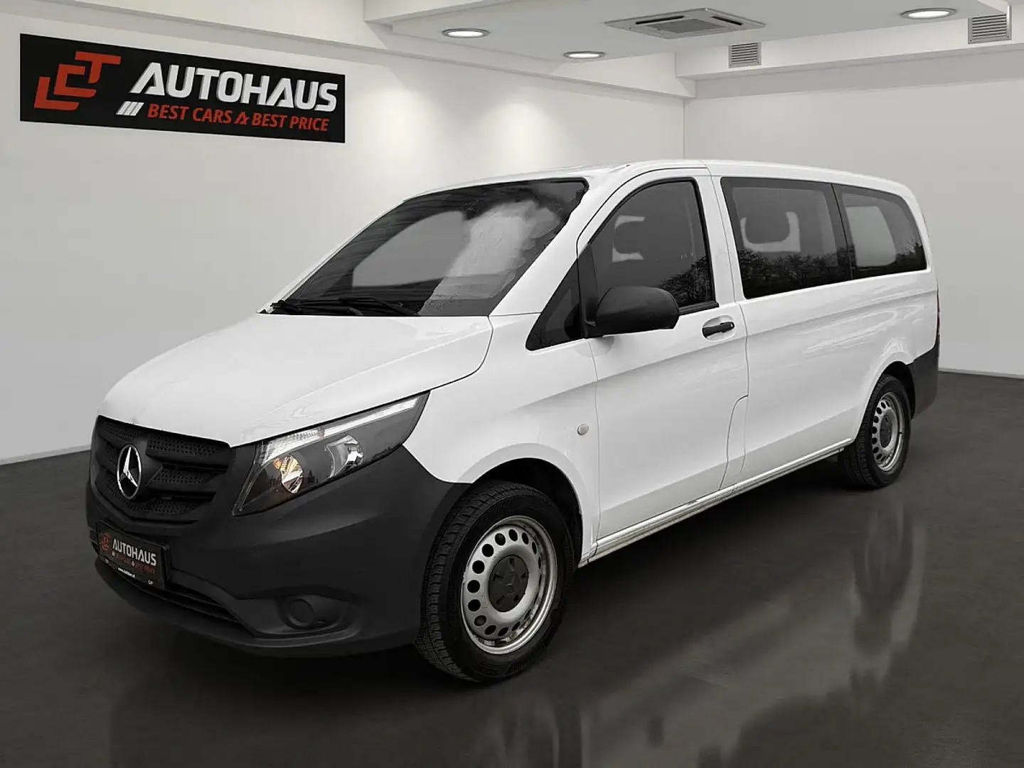 Mercedes-Benz Vito Tourer Pro 114 BlueTEC lang 4x4 Aut.|1.BESITZ |... Weiß - 1