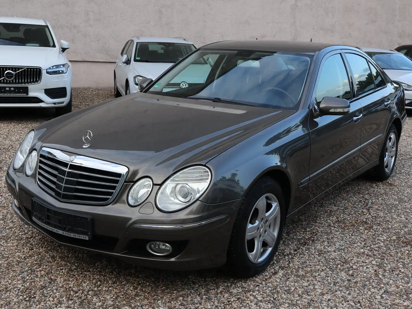 Mercedes-Benz E 230 E 230 E -Klasse Lim. E 230*Navi*Klima*Leder* Gris - 1