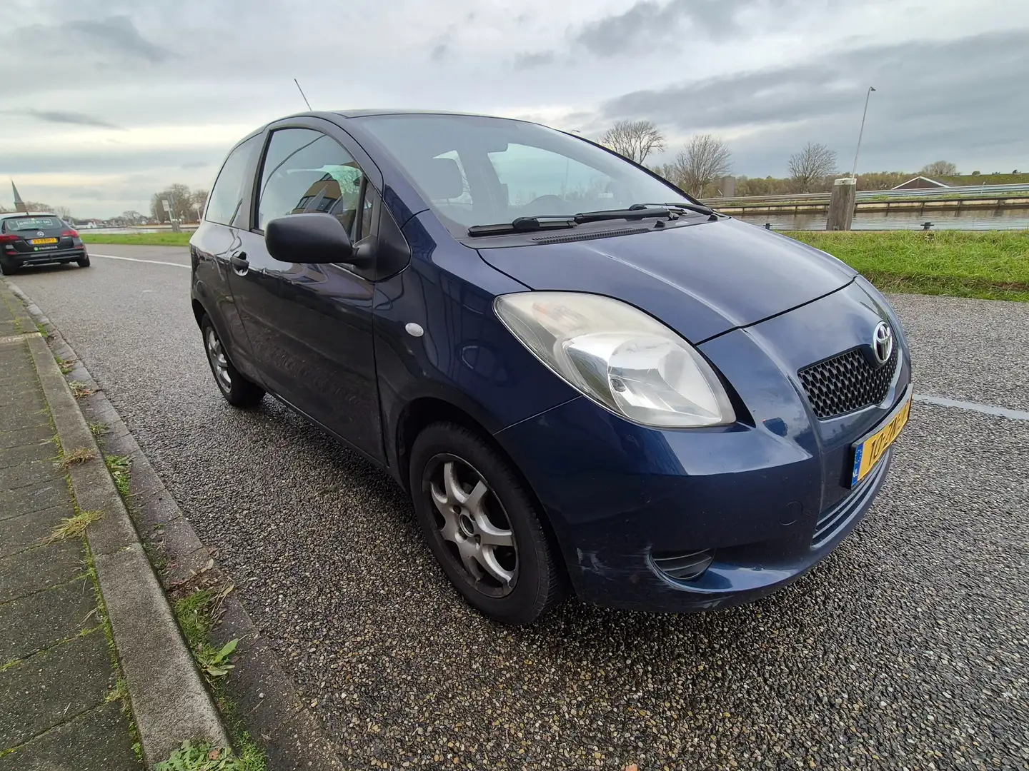 Toyota Yaris Yaris 1.3 VVTi Terra - 2