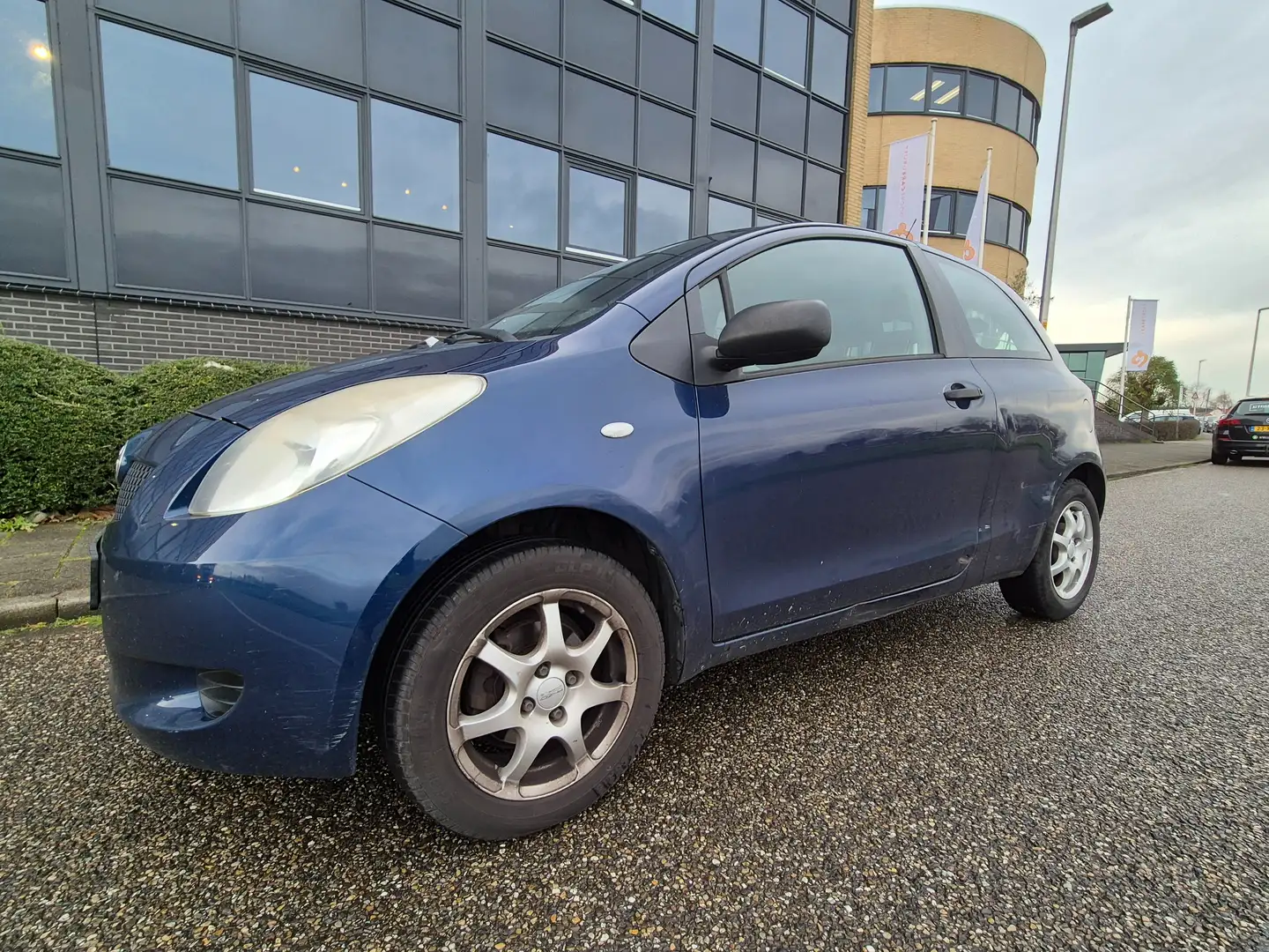 Toyota Yaris Yaris 1.3 VVTi Terra - 1