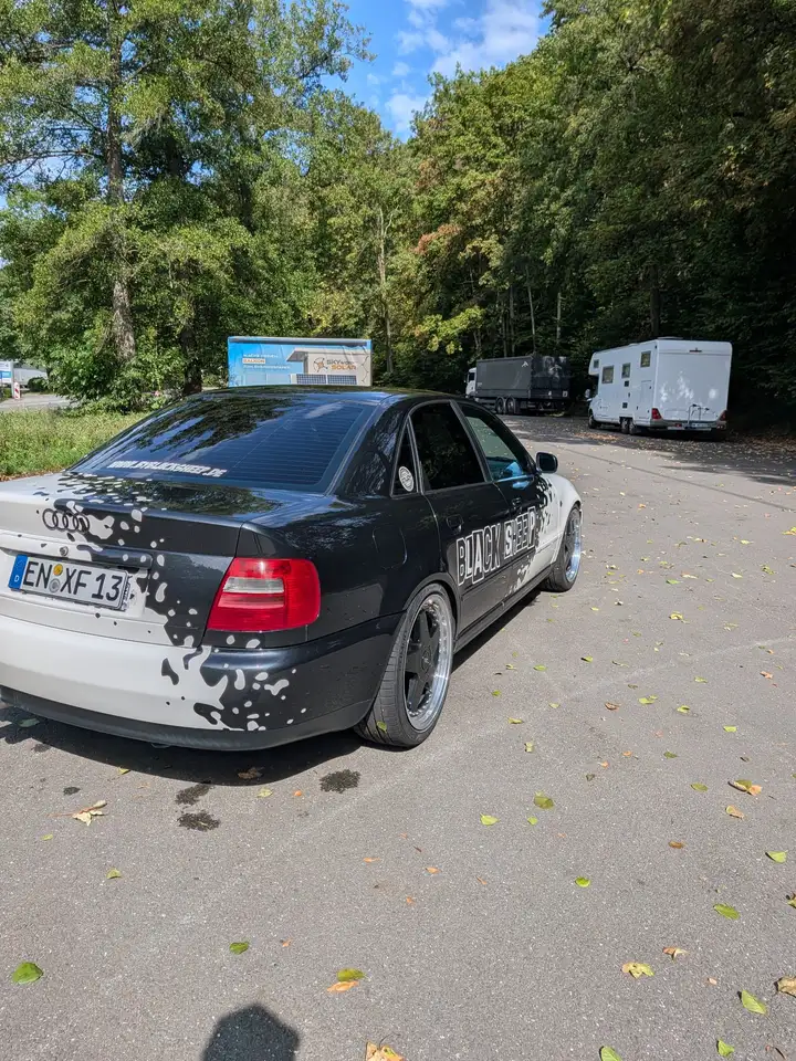 Audi A4 1.8 T, foto 11
