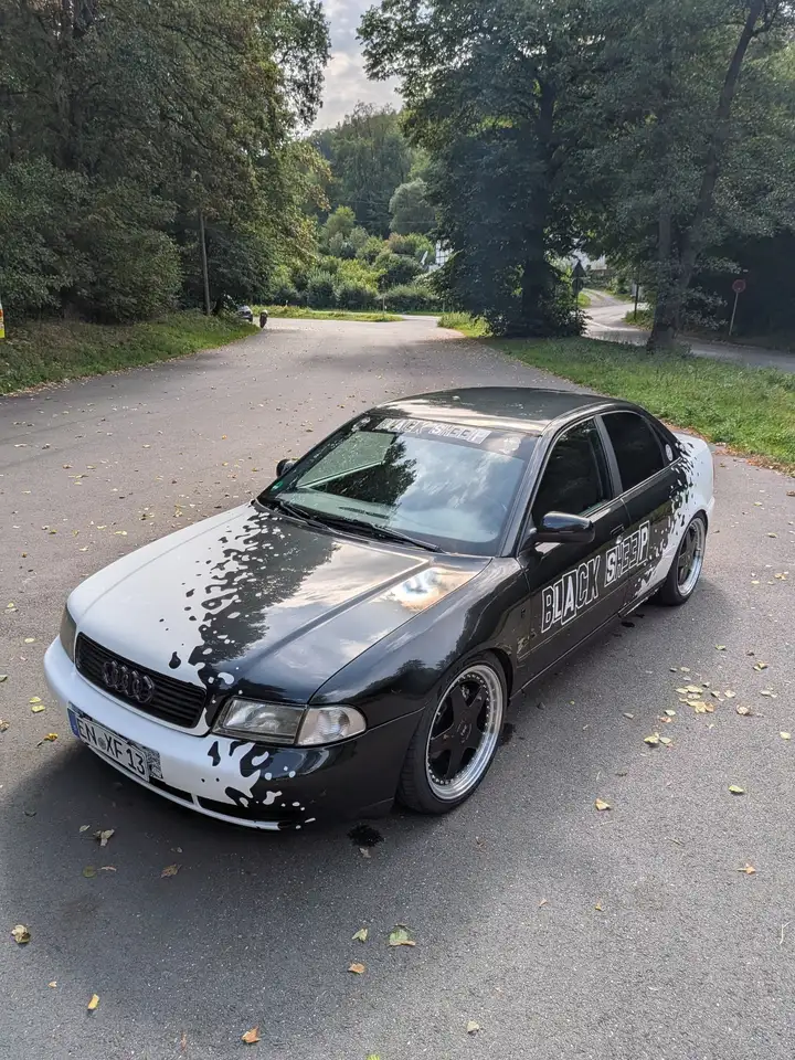 Audi A4 1.8 T, foto 1