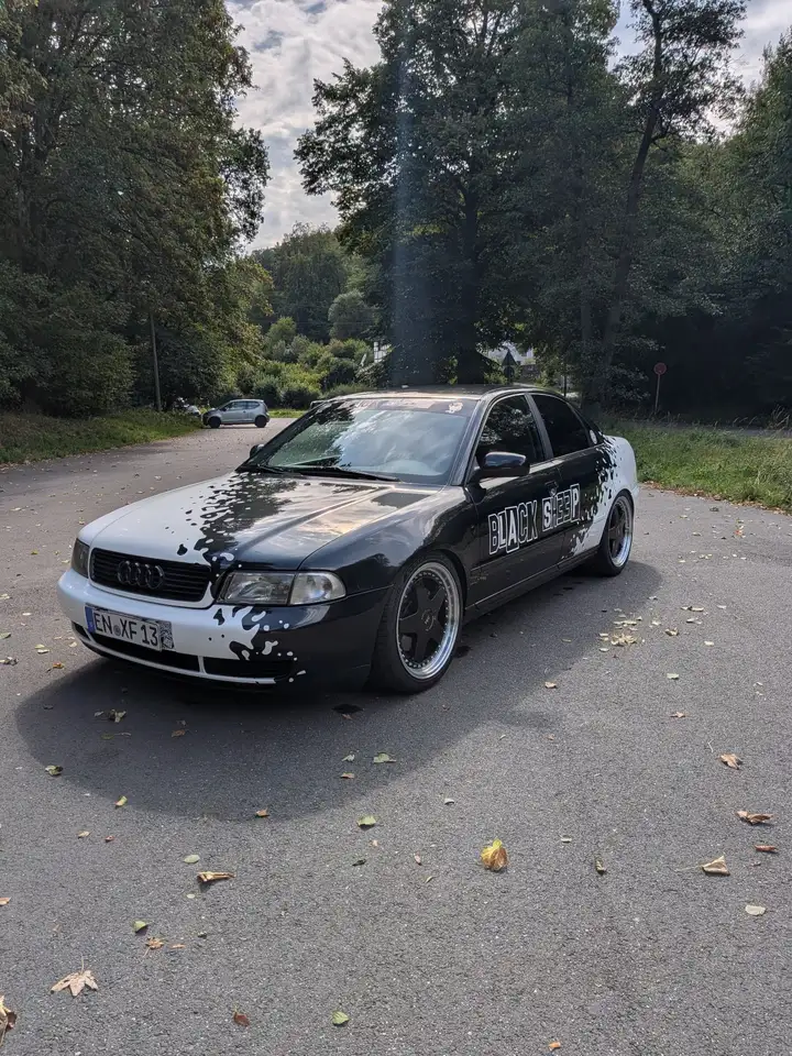 Audi A4 1.8 T, foto 12