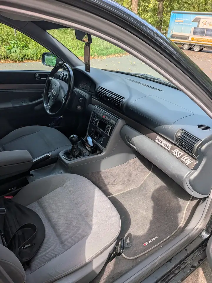 Audi A4 1.8 T, foto 3