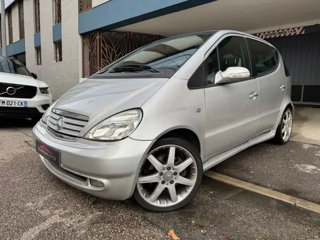 Mercedes-Benz A 210 210 2.1l Avantgarde Evolution -Toit ouvrant hs