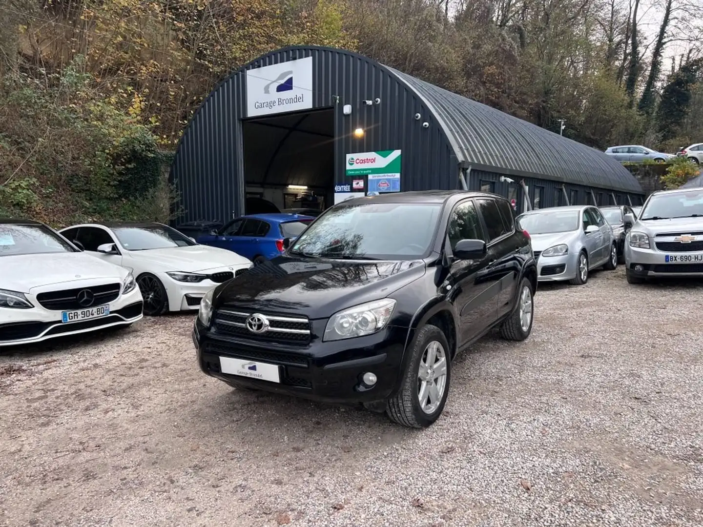 Toyota RAV 4 2.2D 177cv 4x4 2éme main Noir - 1