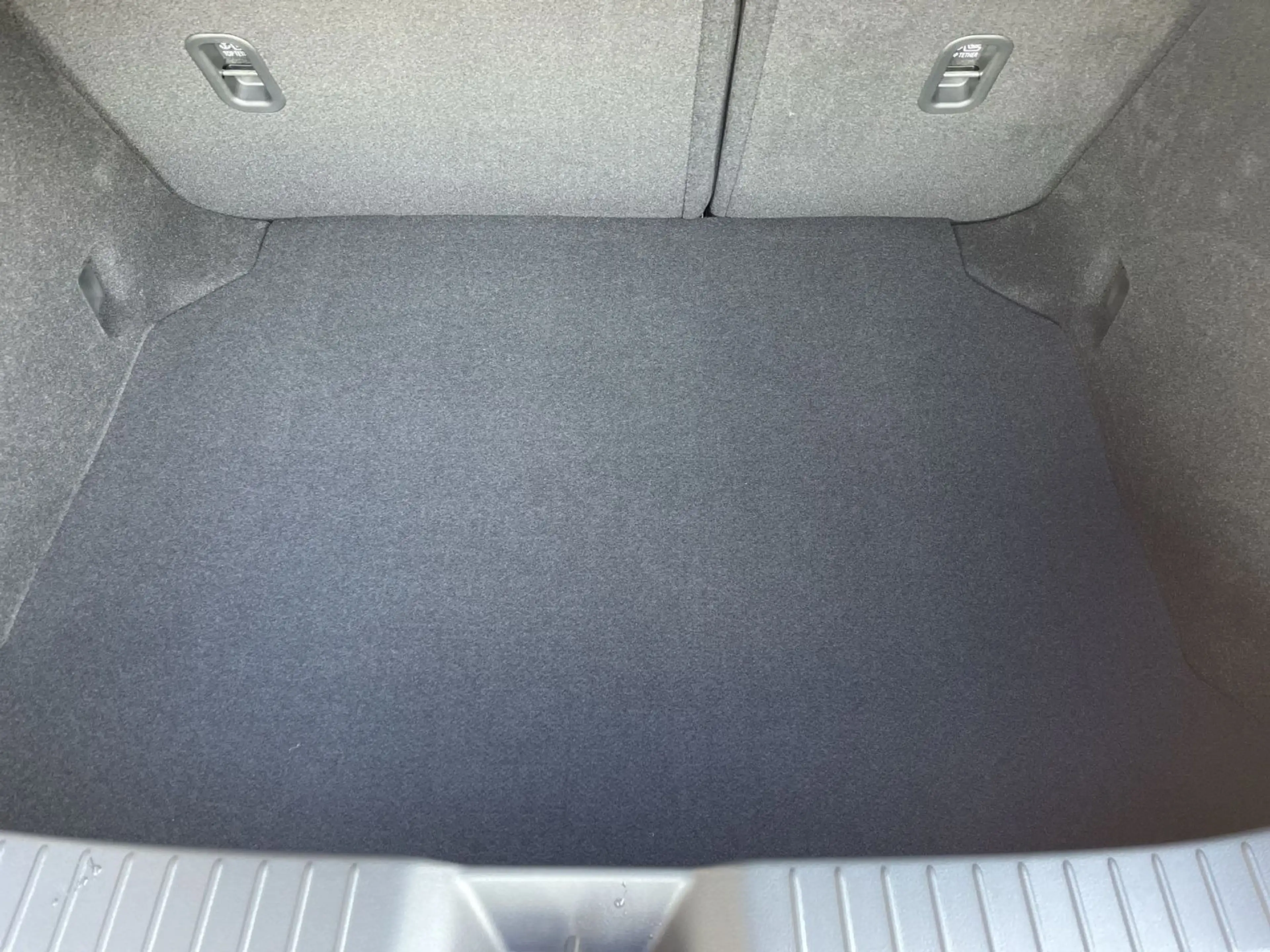 Mazda 3 2.5L e-SKYACTIV G 140ps 6AT Homura — photo 10
