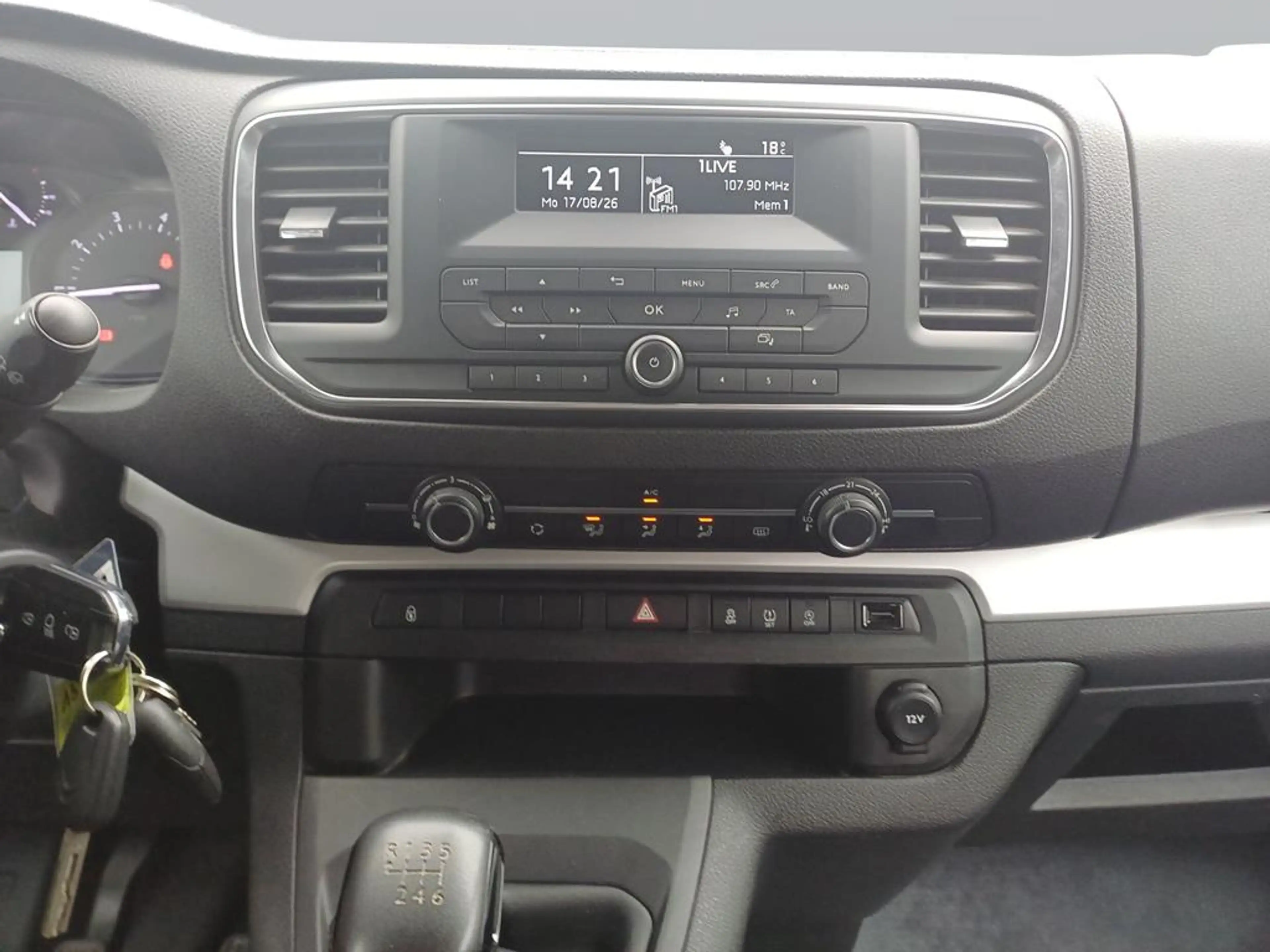 Citroen Spacetourer Business M (L2) — photo 12