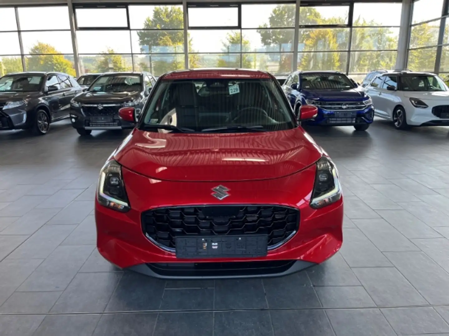 Suzuki Swift 1.2 Comfort+ Navi LED Kamera ACC SitzHZG Keyless C Czerwony - 2