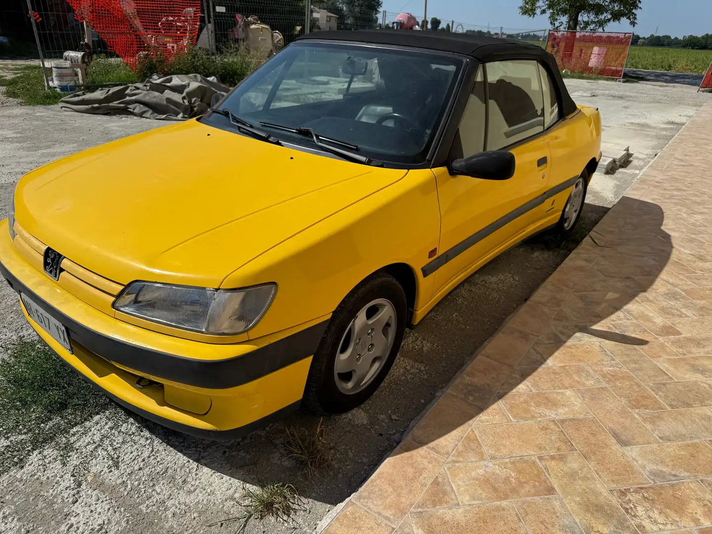 Peugeot 306 306 Cabrio 1.8 (best) Giallo - 2