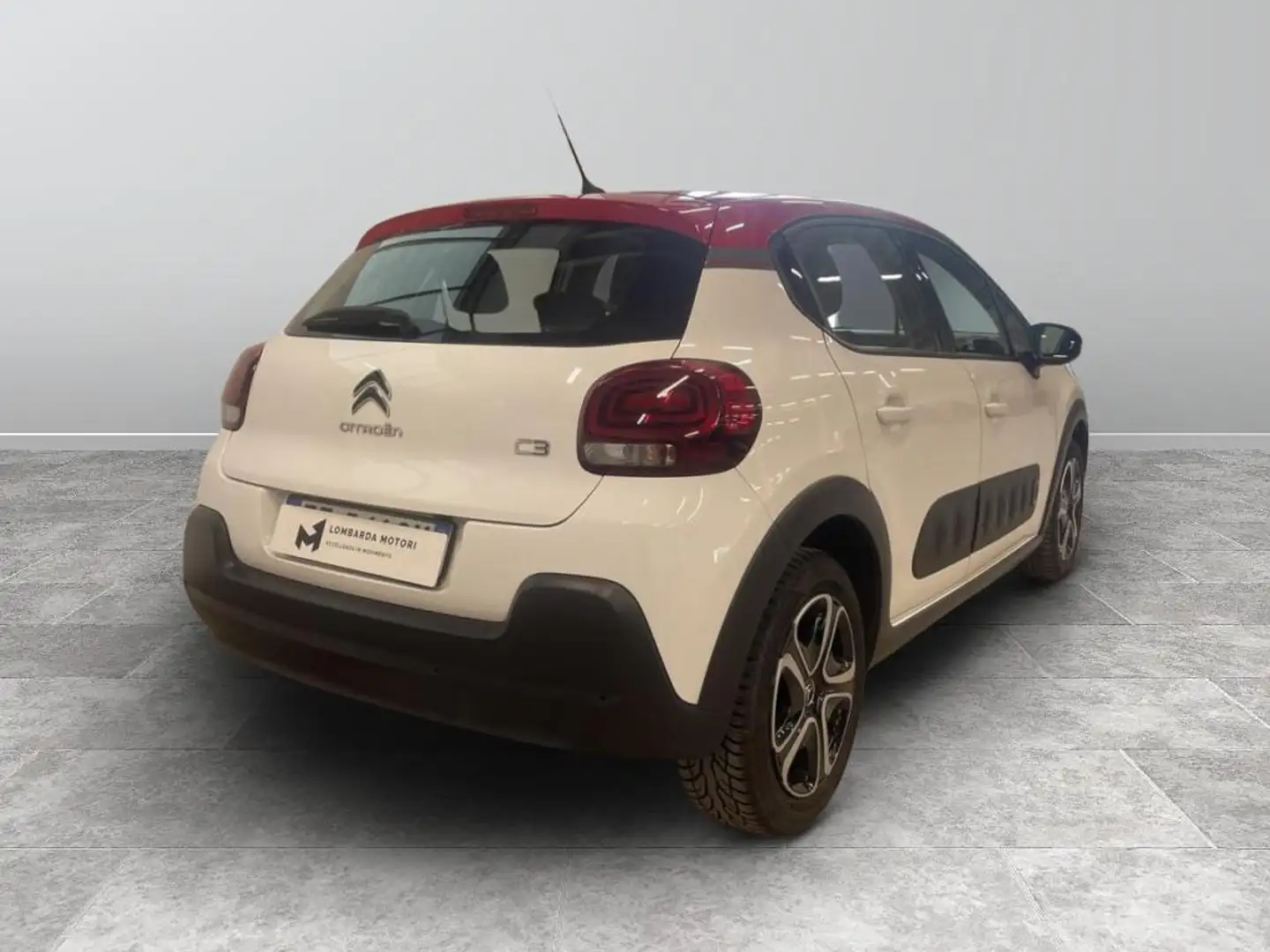 Citroen C3 1.2 puretech Shine s&s 83cv my18 Wit - 2