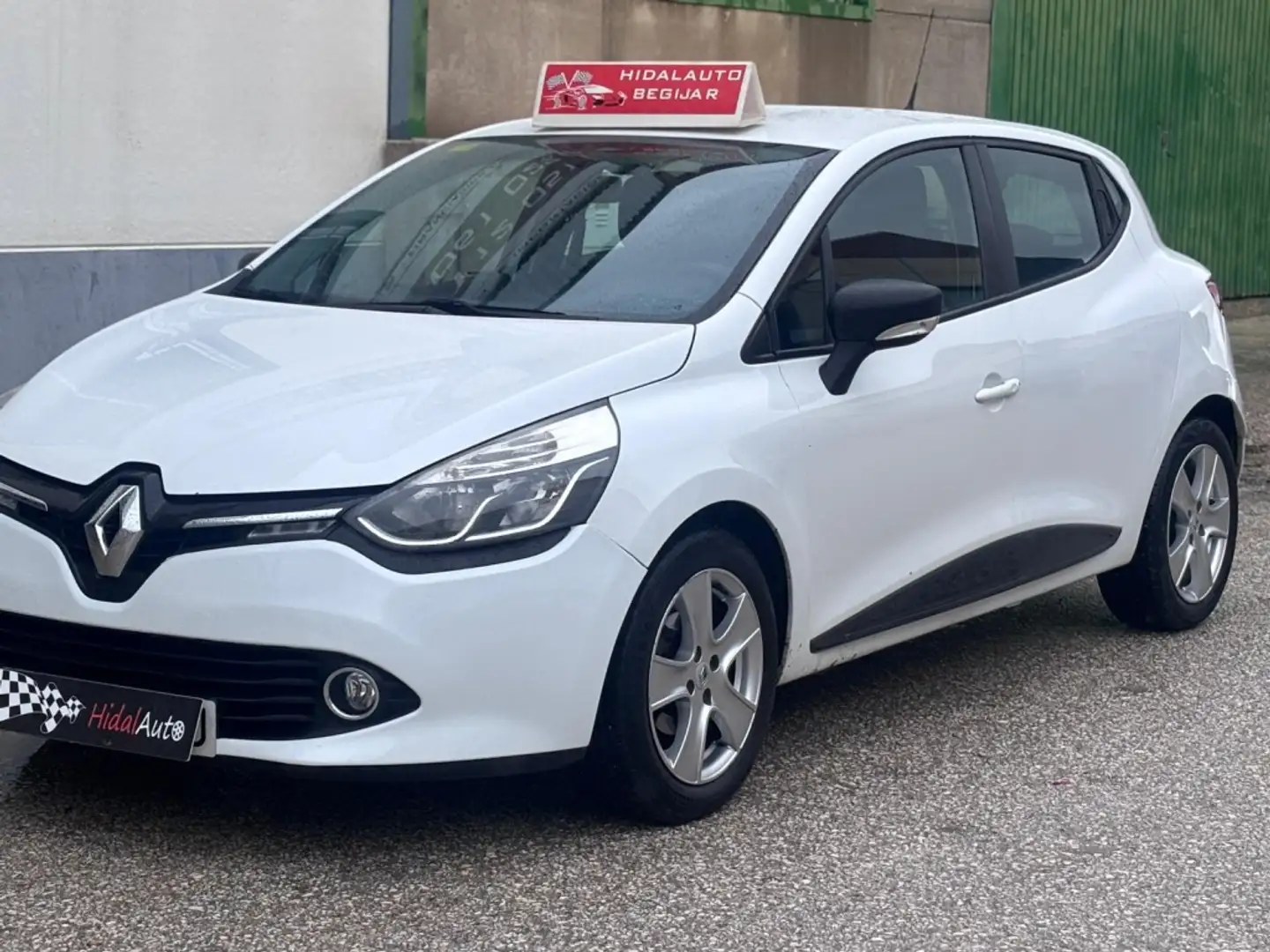 Renault Clio 1.2 Authentique Weiß - 1