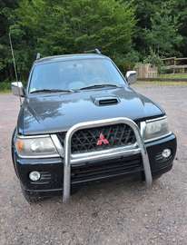 Pajero Sport 2.5 TD GLS