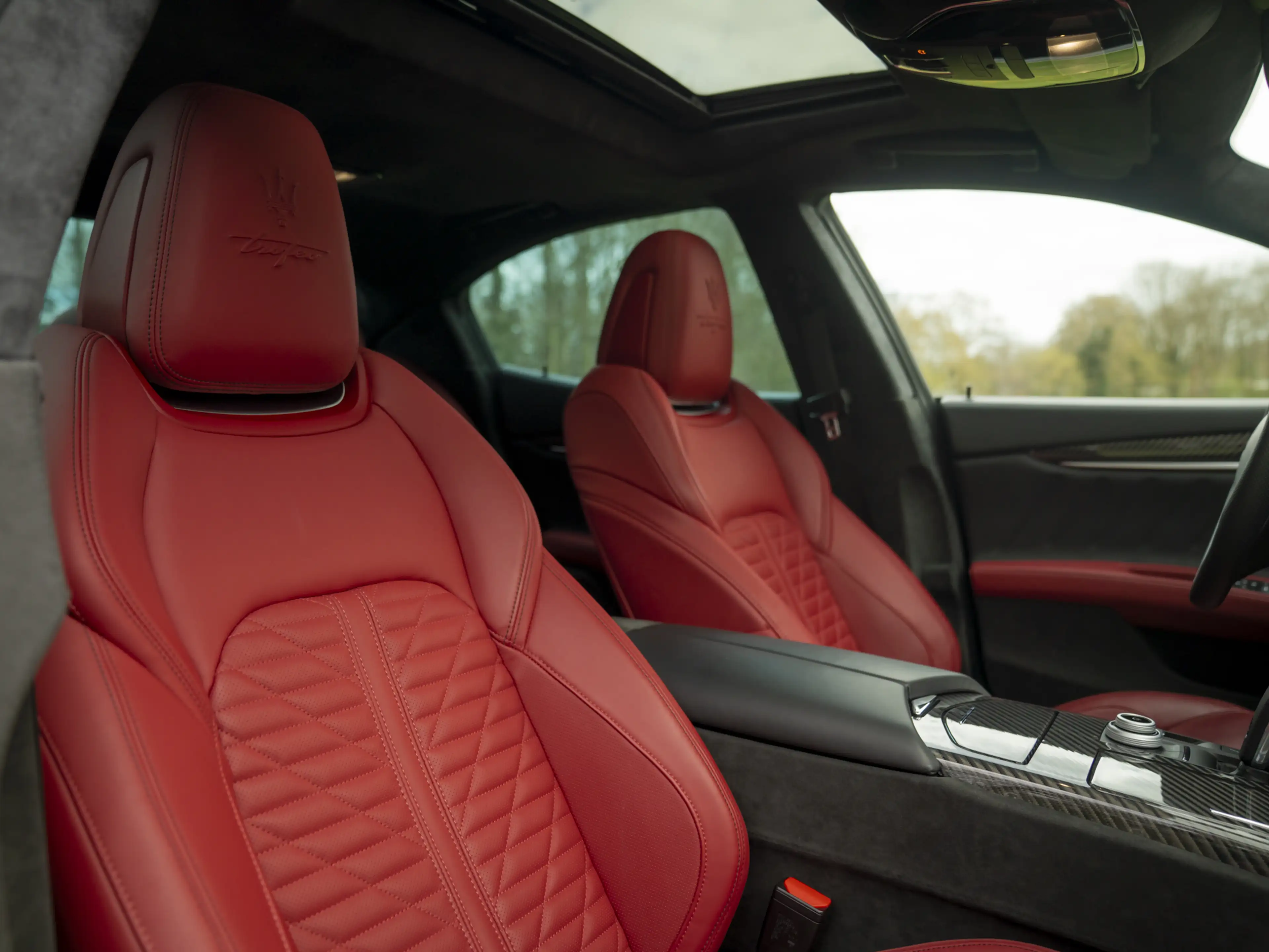Maserati Ghibli Trofeo 3.8 V8 | Atelier int. | 1e eigenaar | Stoel — photo 10