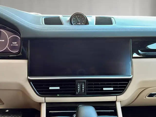 Porsche Cayenne E-Hybrid Ansicht 9
