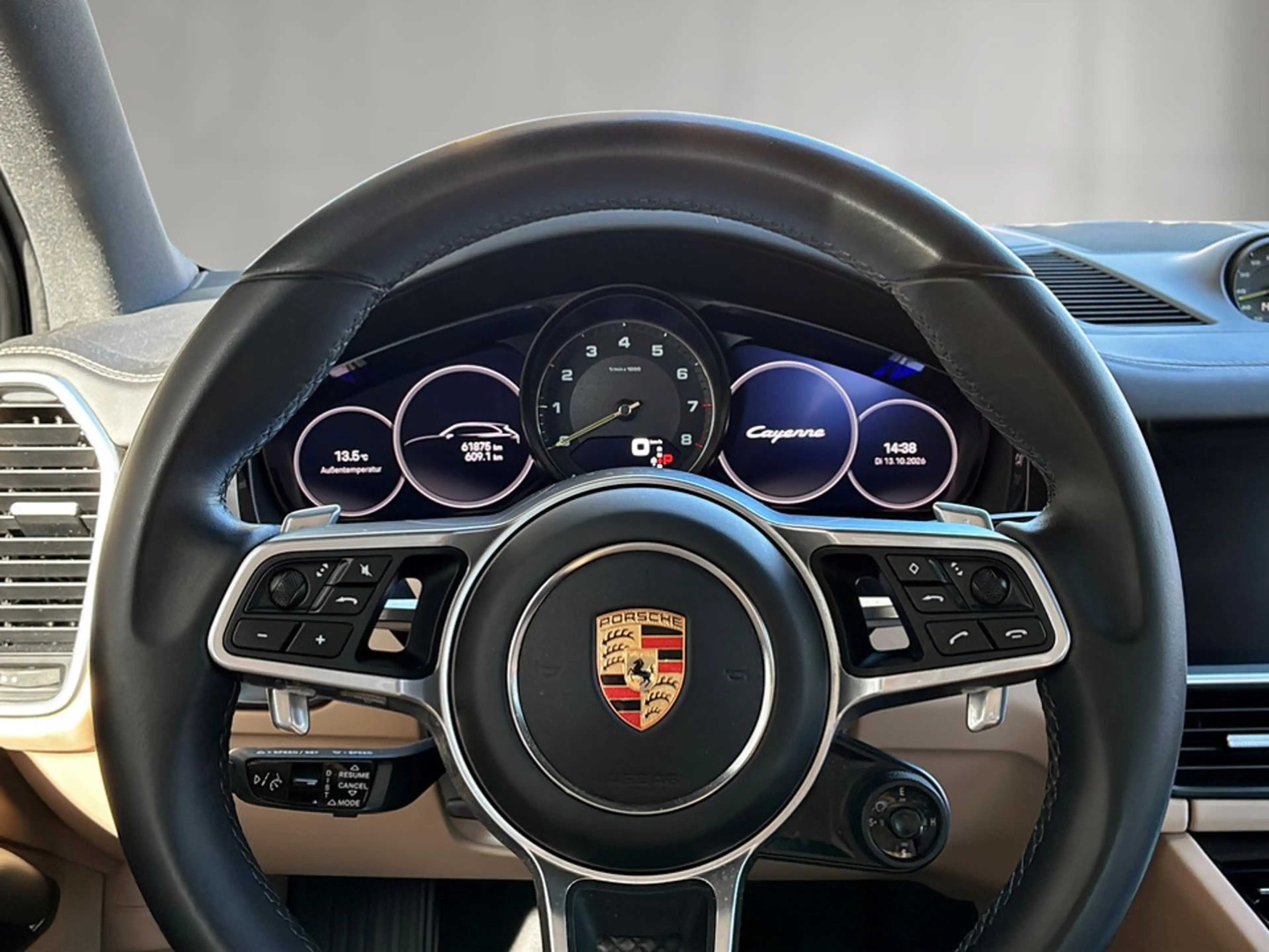Porsche Cayenne E-Hybrid — photo 8