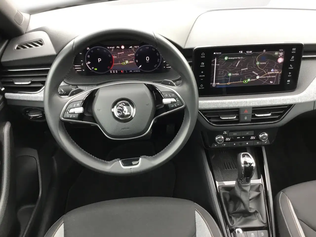 Skoda Kamiq 1.0 TSI DSG DRIVE +AHK +PANO +MATRIX +ACC +RKAM +, миниатюра 11