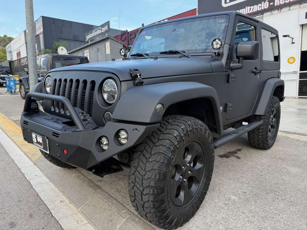 Jeep Wrangler 2.8CRD Sahara Aut. - foto 1